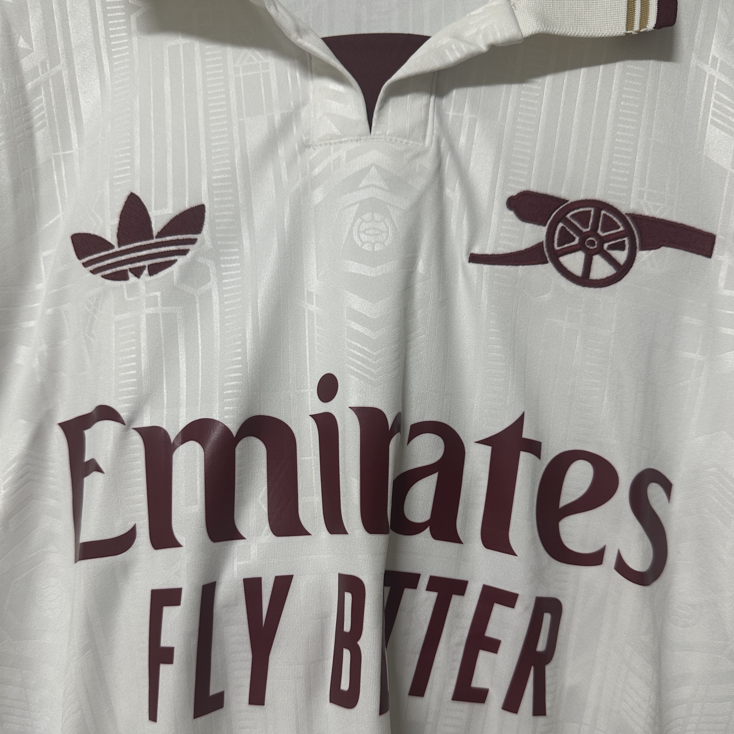 Adidas Arsenal 2025/26 3rd Long Sleeve Jersey Cloud White Team Coll Burgundy 2 - US Sizing (Non Marking Ver.) 착용 스타일 - 2