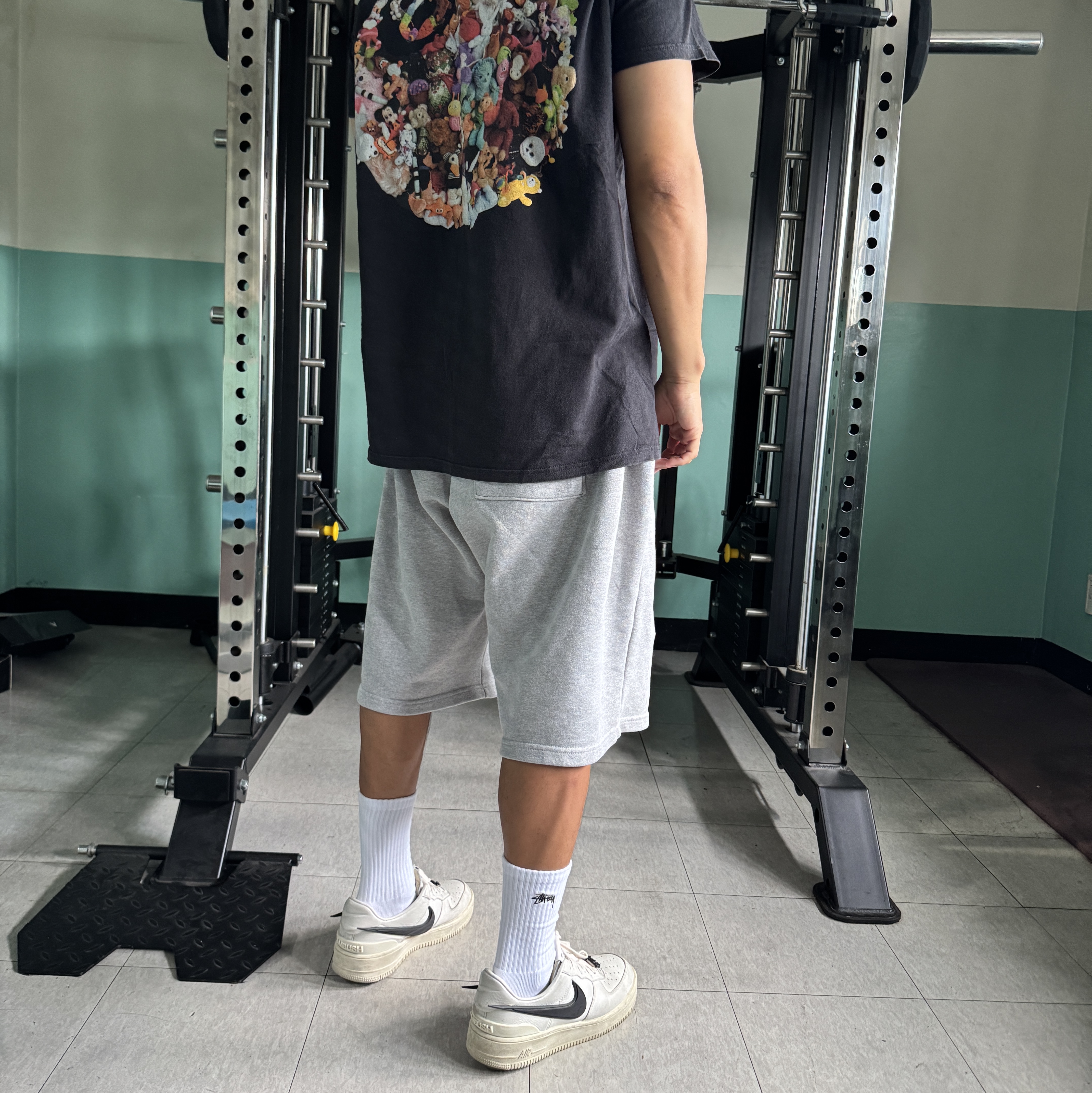 Stussy Small Stock Crew Socks White (3 Pack), Stussy Plush T-Shirt Black 착용 스타일