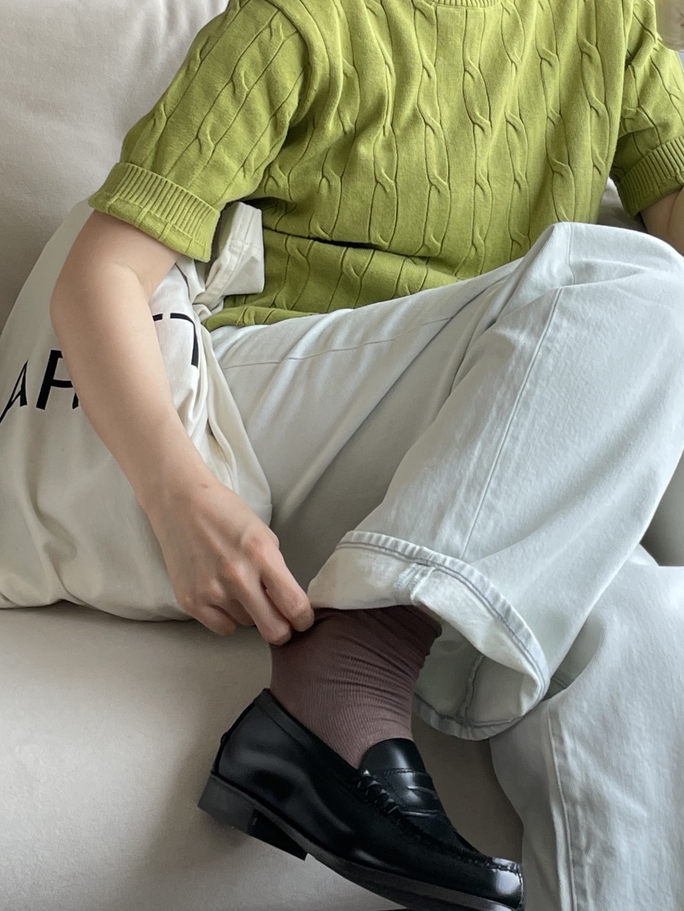 Haruta HS-304 Penny Loafer Black 착용 스타일 - 4