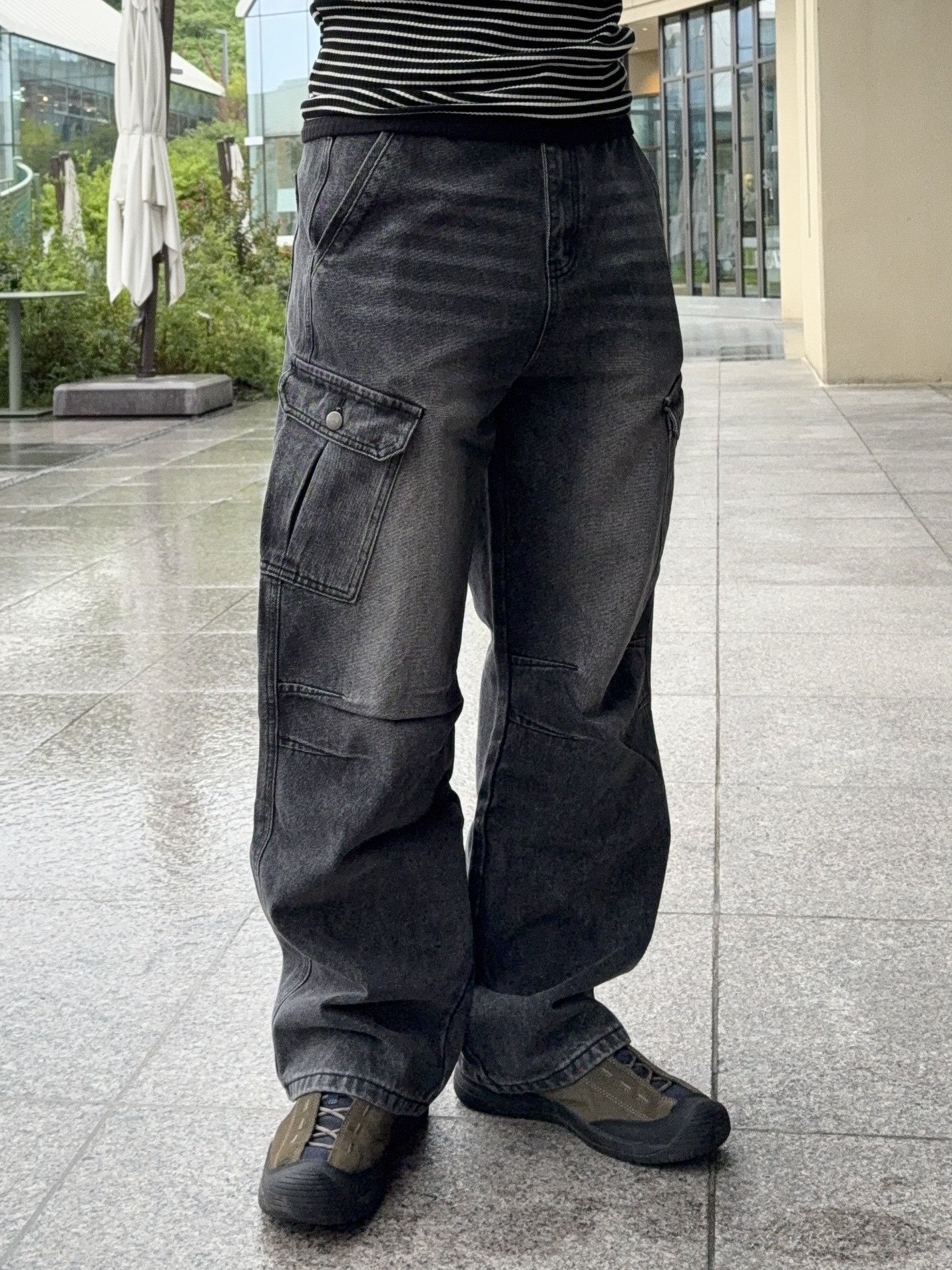 Keen x Eastlogue Jasper Rocks Sneakers Scarab Arctic, Keen Jasper Waterproof Sneakers Canteen Black 착용 스타일 - 2