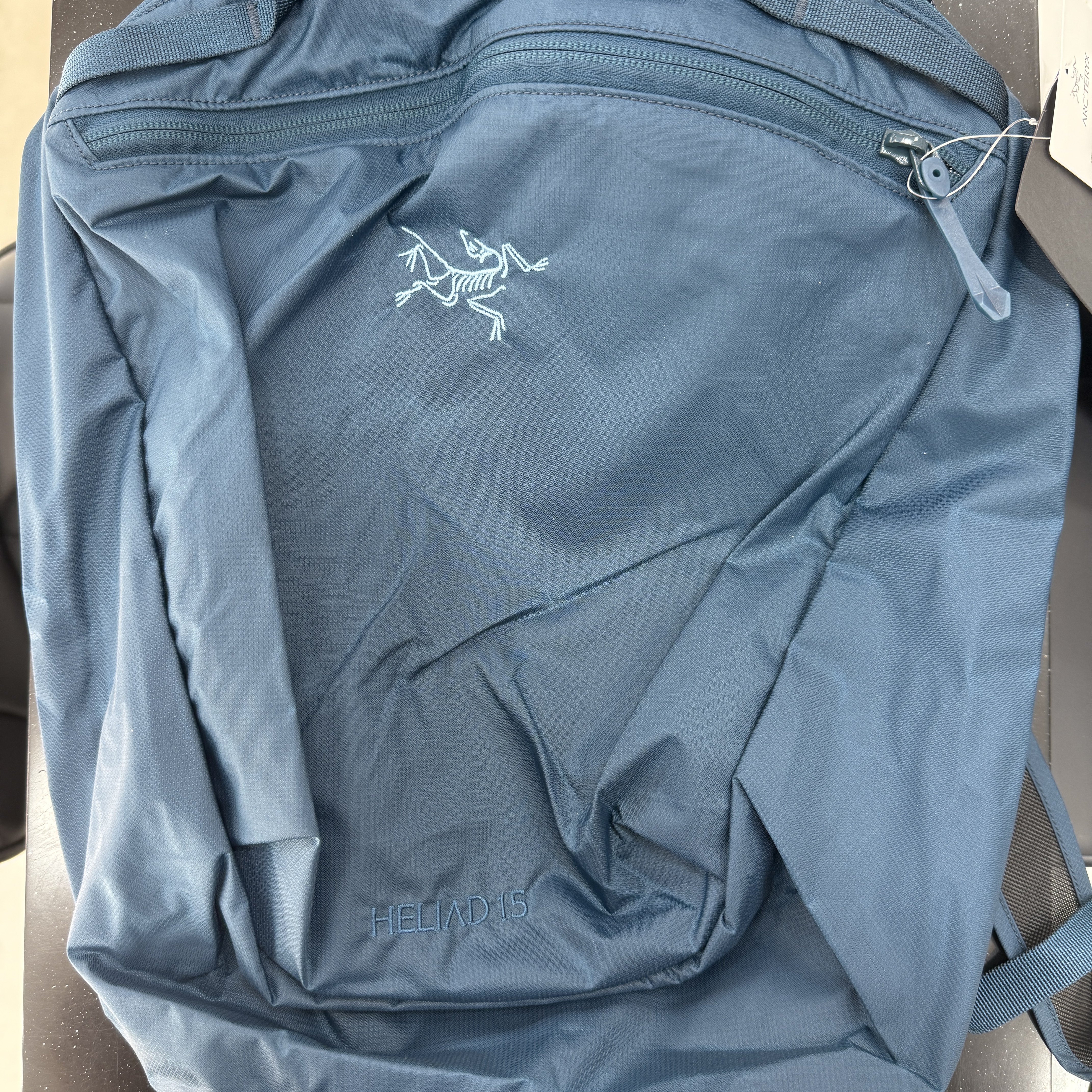 Arc'teryx Heliad 15 Backpack Nightscape 착용 스타일