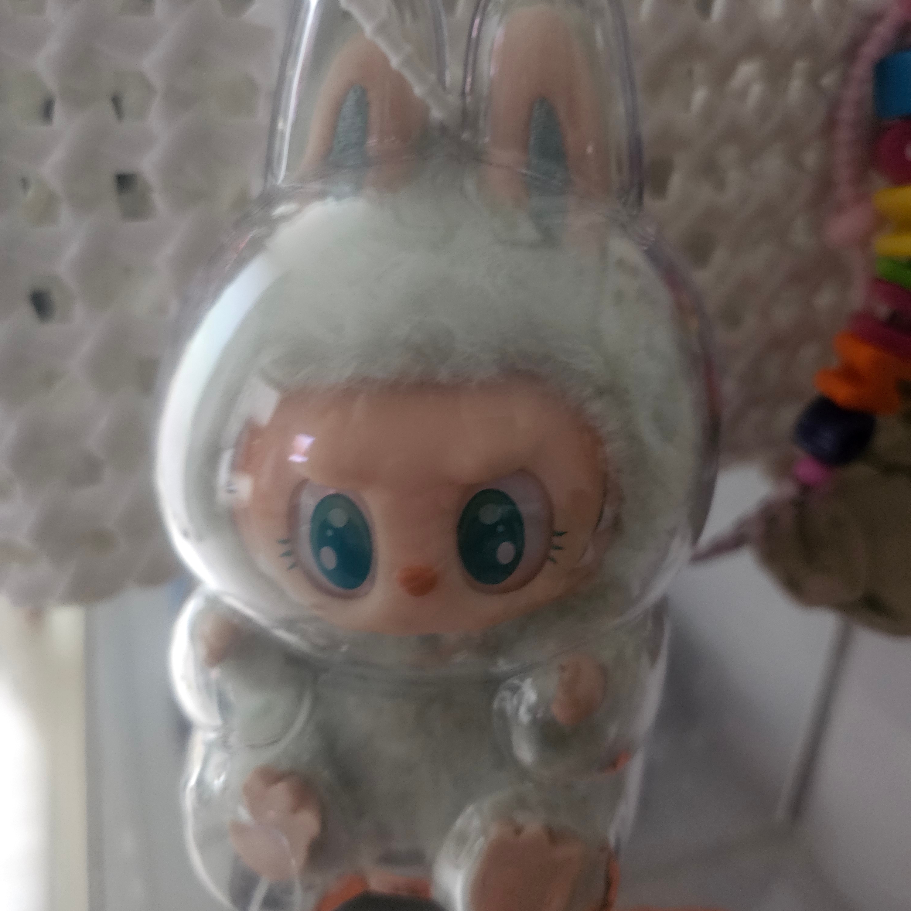 Pop Mart Labubu Let's Play Together Doll Series Ququ Keyring (Opened Case) 착용 스타일 - 2