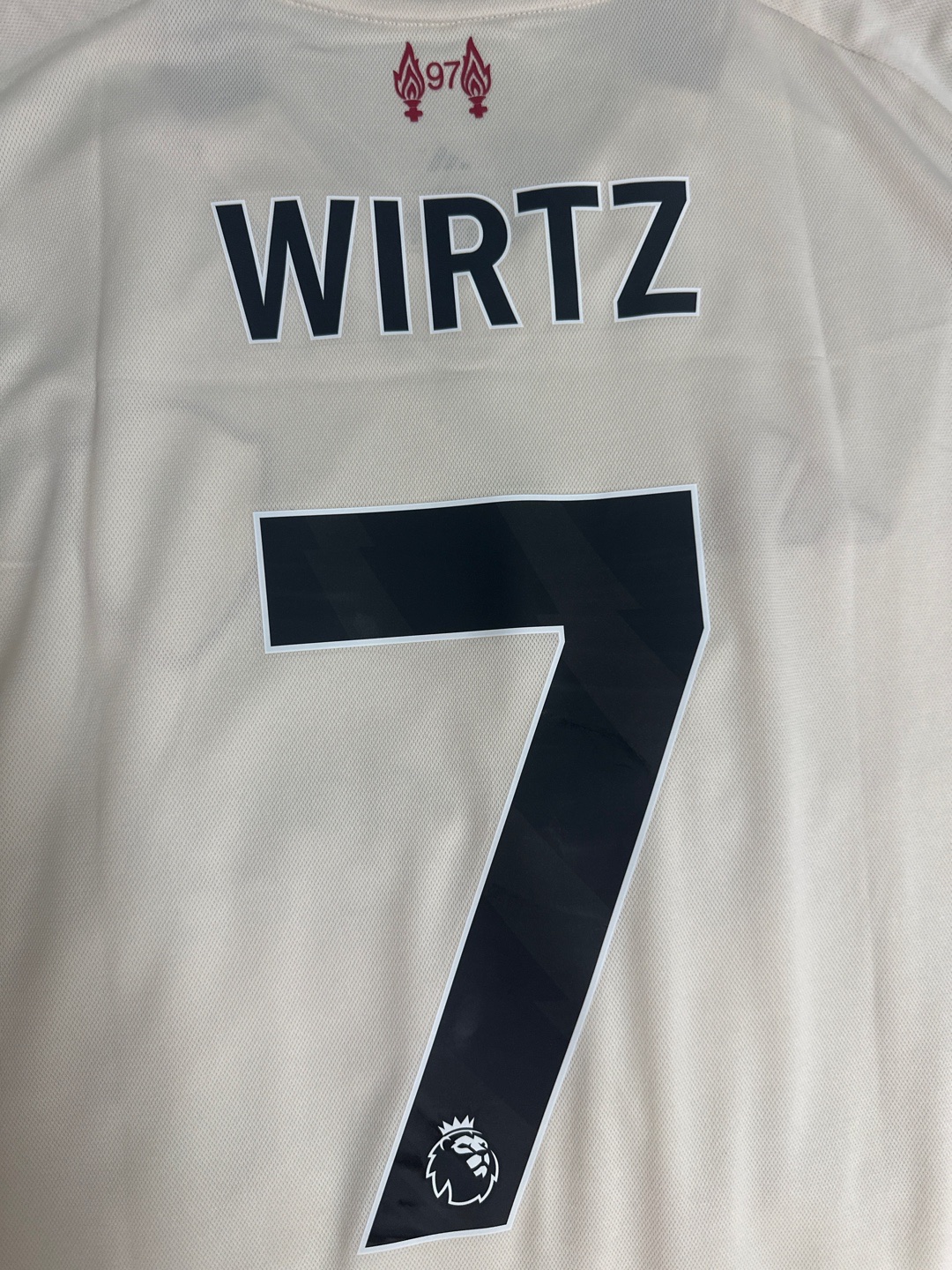 Adidas Liverpool FC 2025/26 Away Jersey Wonder White - KR Sizing (Non Marking Ver.) 착용 스타일 - 2