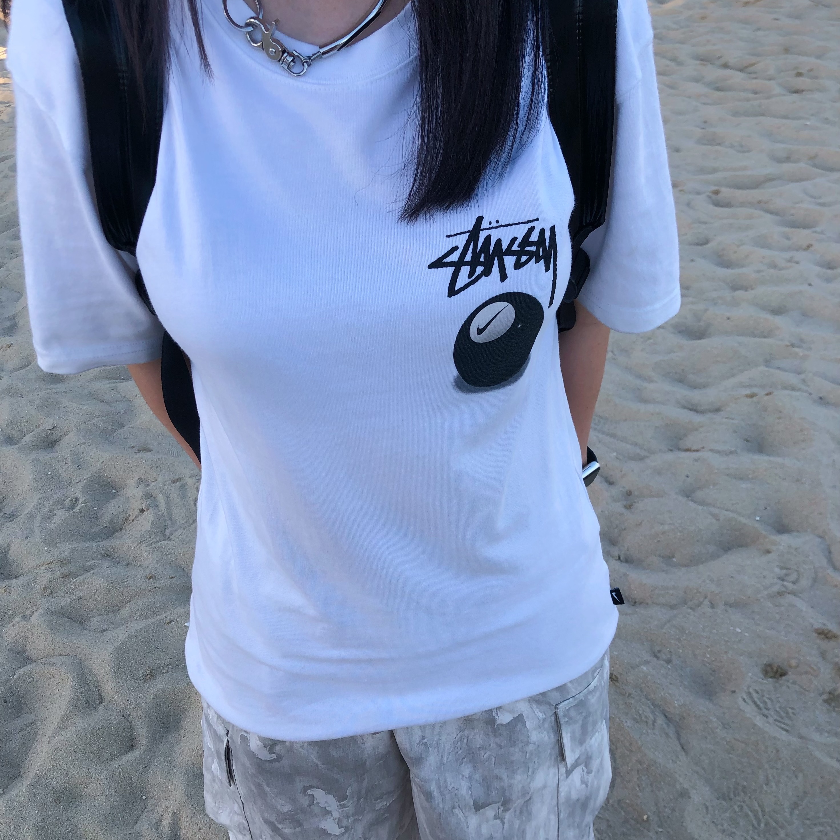 Nike x Stussy NRG FL SS 8 Ball T-Shirt White (DO9322-100), Balenciaga 6XL Sneakers White 착용 스타일 - 4