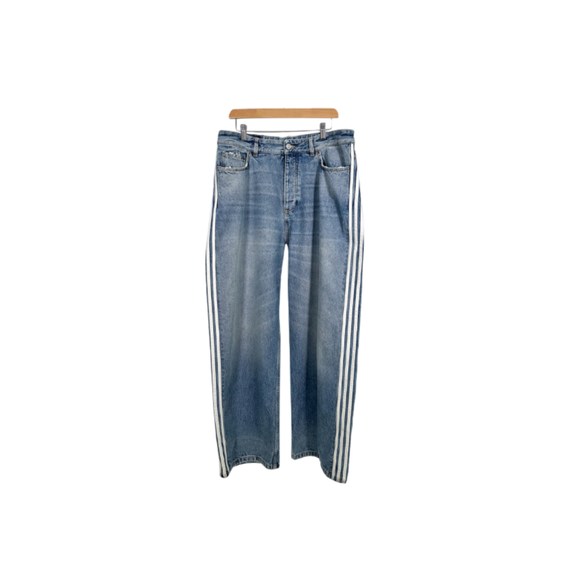 IT36ONSBE5NB Balenciaga x Adidas Large Baggy Trousers Denim Pants Light Blue
