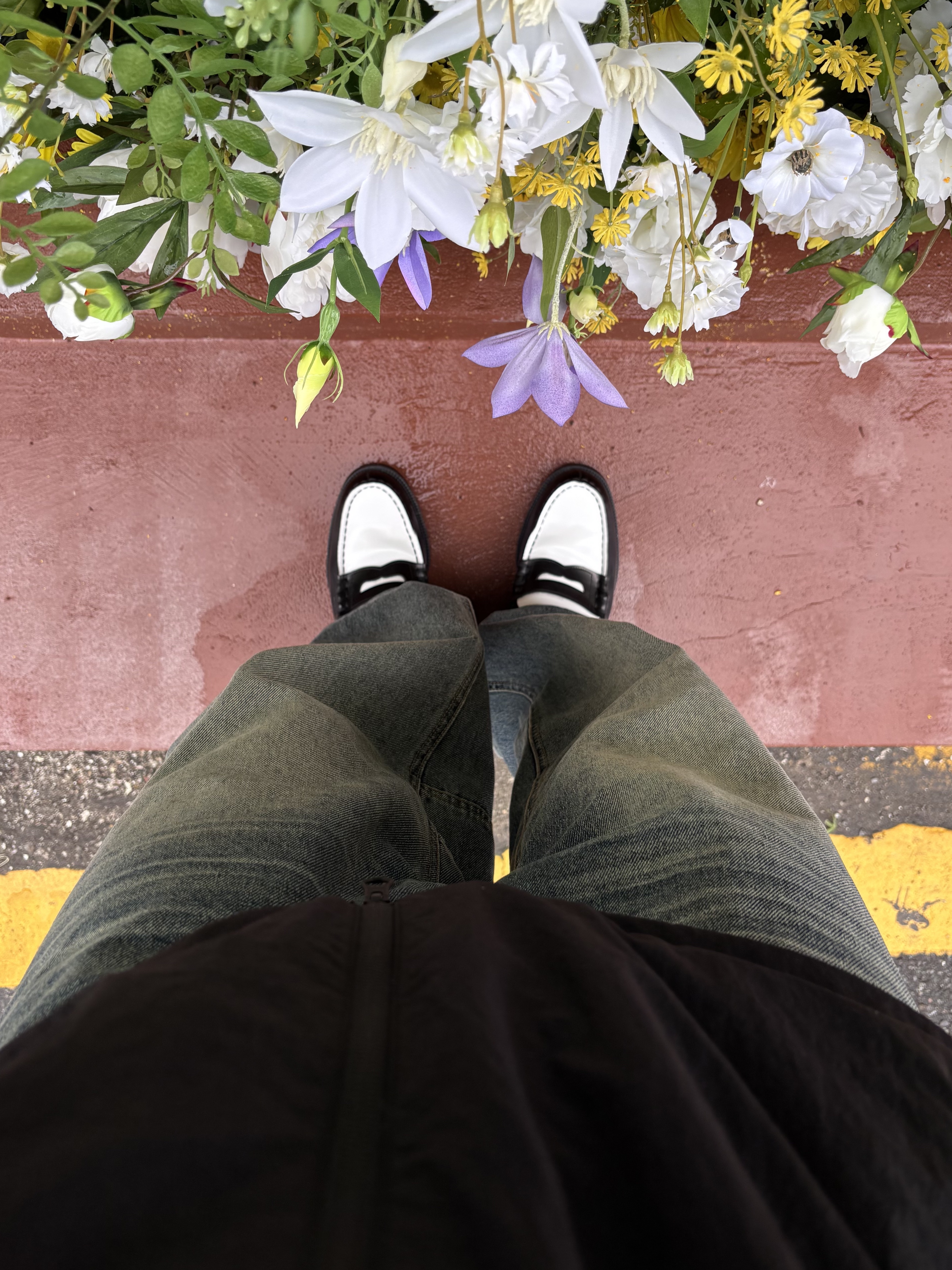 Haruta HS-906 Penny Loafer Black & White 착용 스타일 - 4