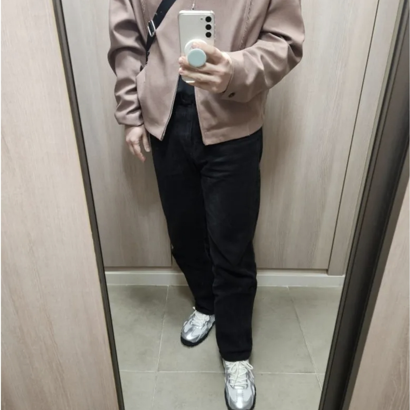 Fila Echappe MS Silver Moon 착용 스타일