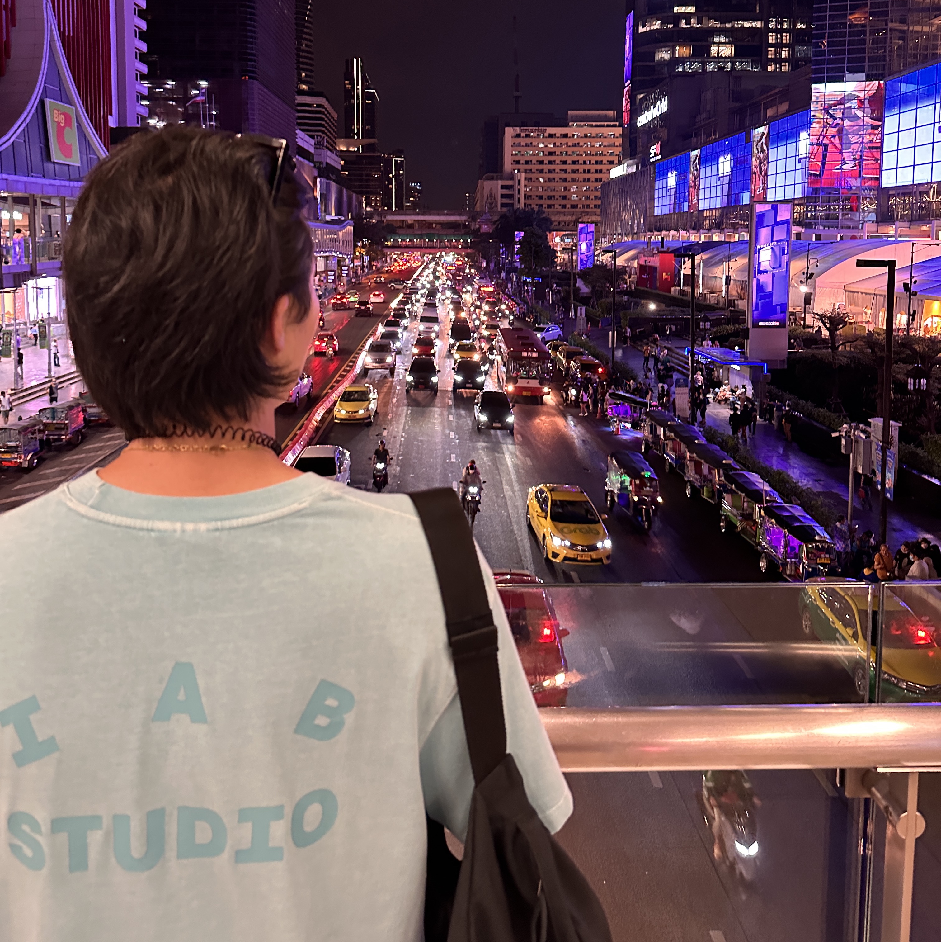 IAB Studio Pigment T-Shirt Cyan 착용 스타일