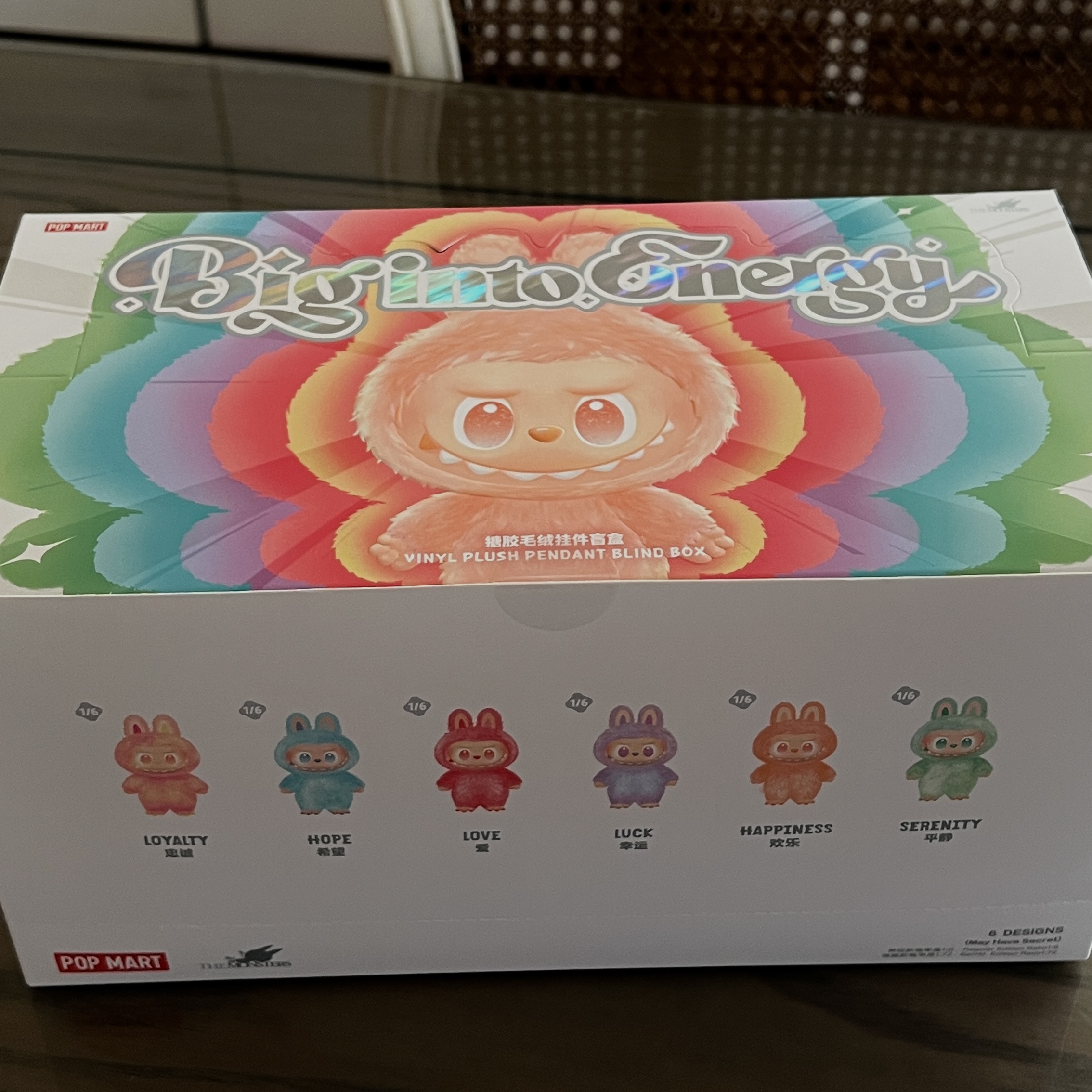 Pop Mart Labubu The Monsters Highlight Series Sealed Case (6 Blind Boxes), Pop Mart Labubu The Monsters Highlight Series Serenity Keyring (Opened Case) 착용 스타일 - 2