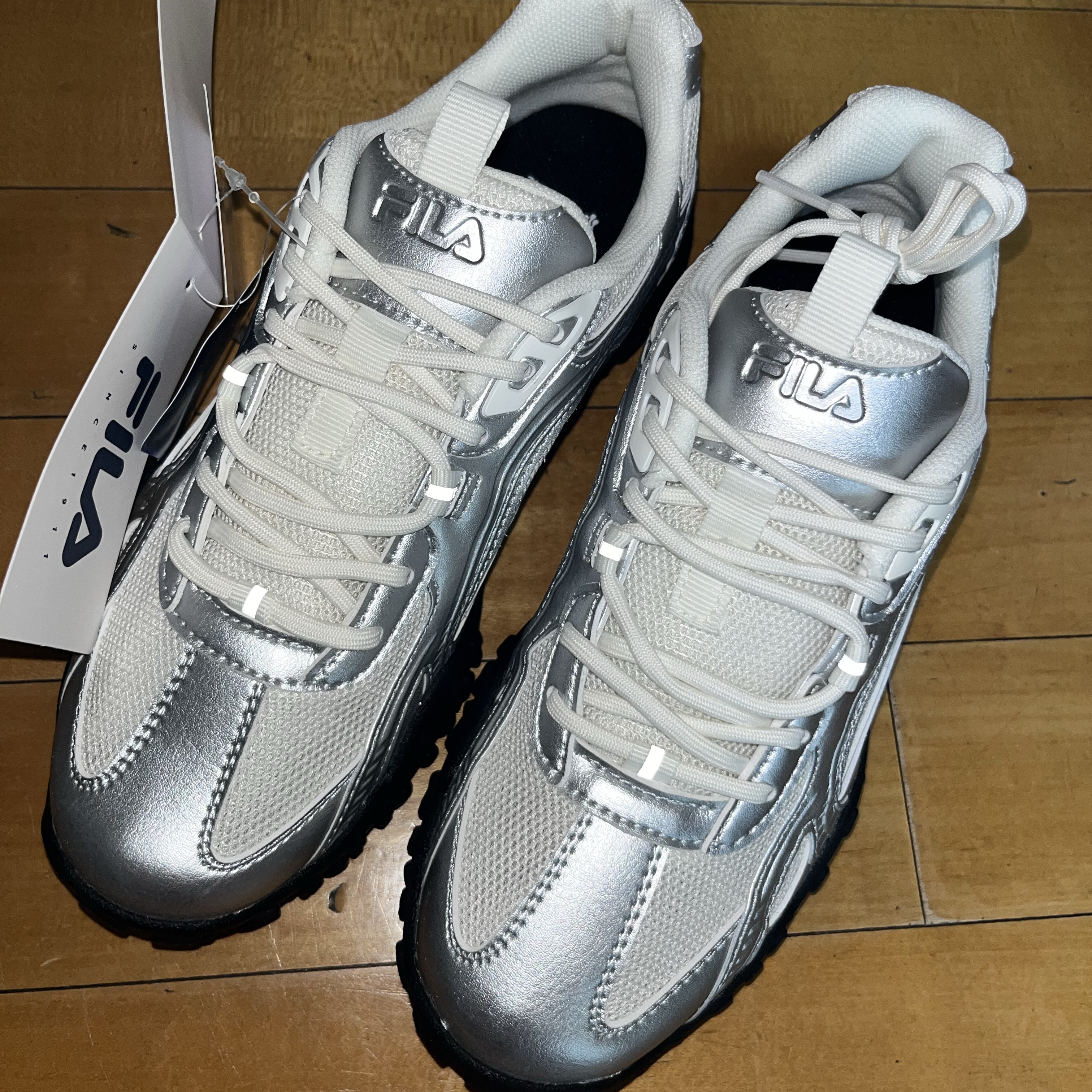 [6% 적립] FILA Echappe Ms Silvermoon 착용 스타일
