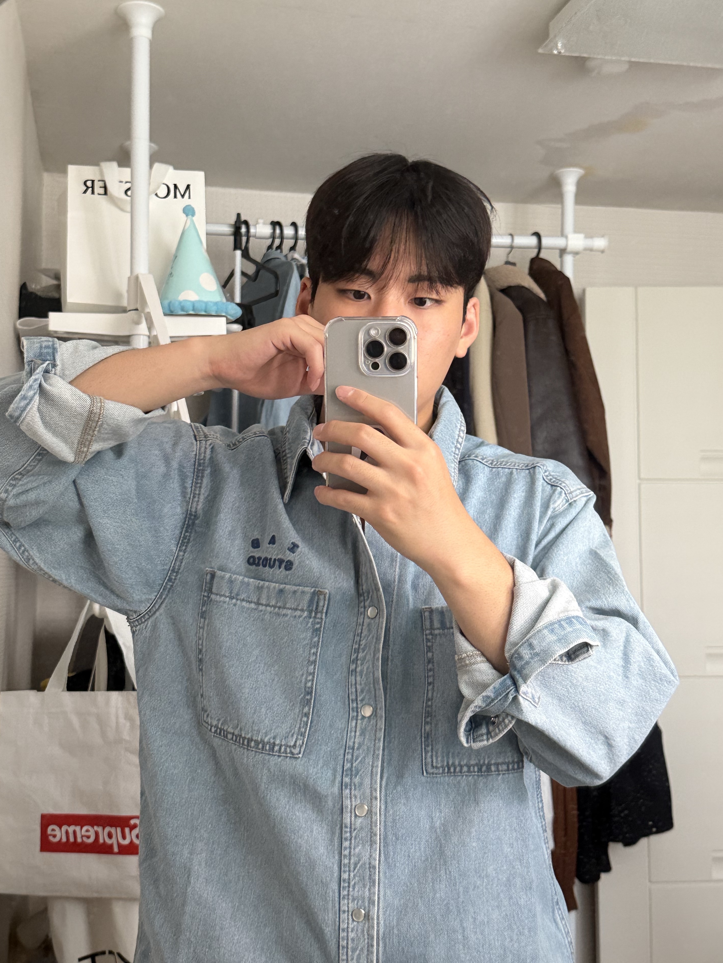 IAB Studio T-Shirt White Navy, IAB Studio Pique T-Shirt White Navy 착용 스타일 - 4