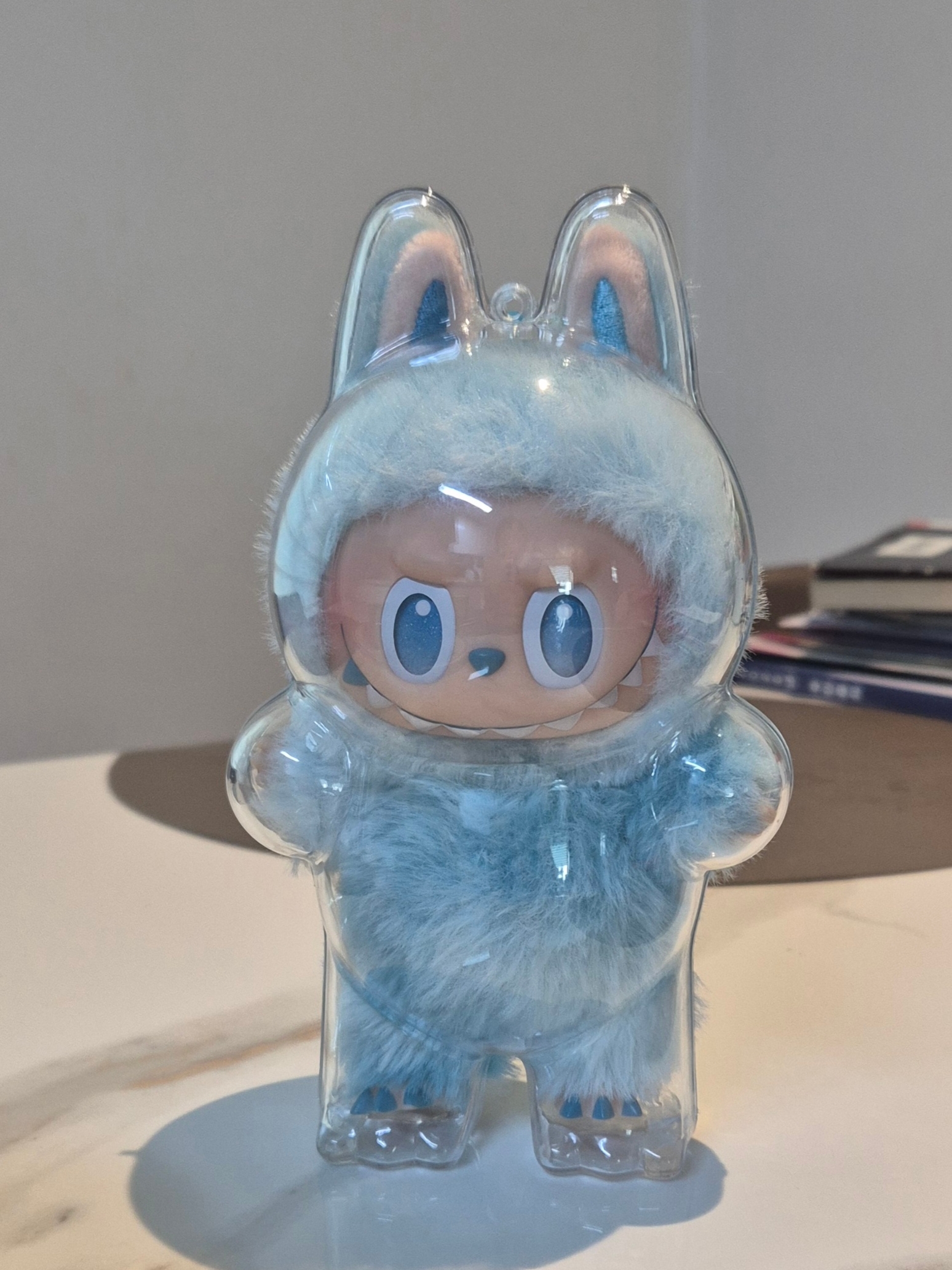 Pop Mart Labubu The Monsters Highlight Series Sealed Case (1 Blind Box) 착용 스타일 - 2