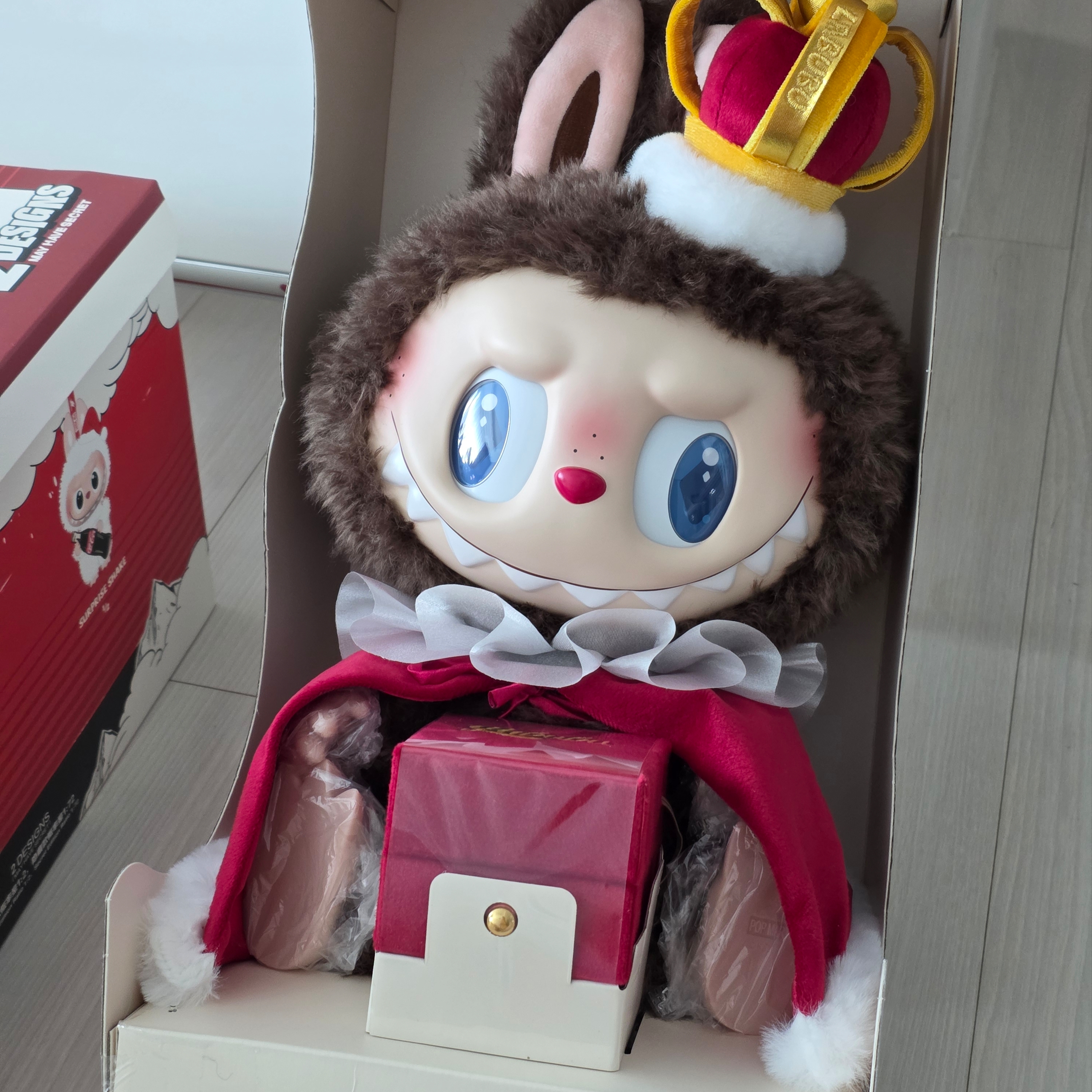 Pop Mart The Monsters Checkmate Series Doll 착용 스타일