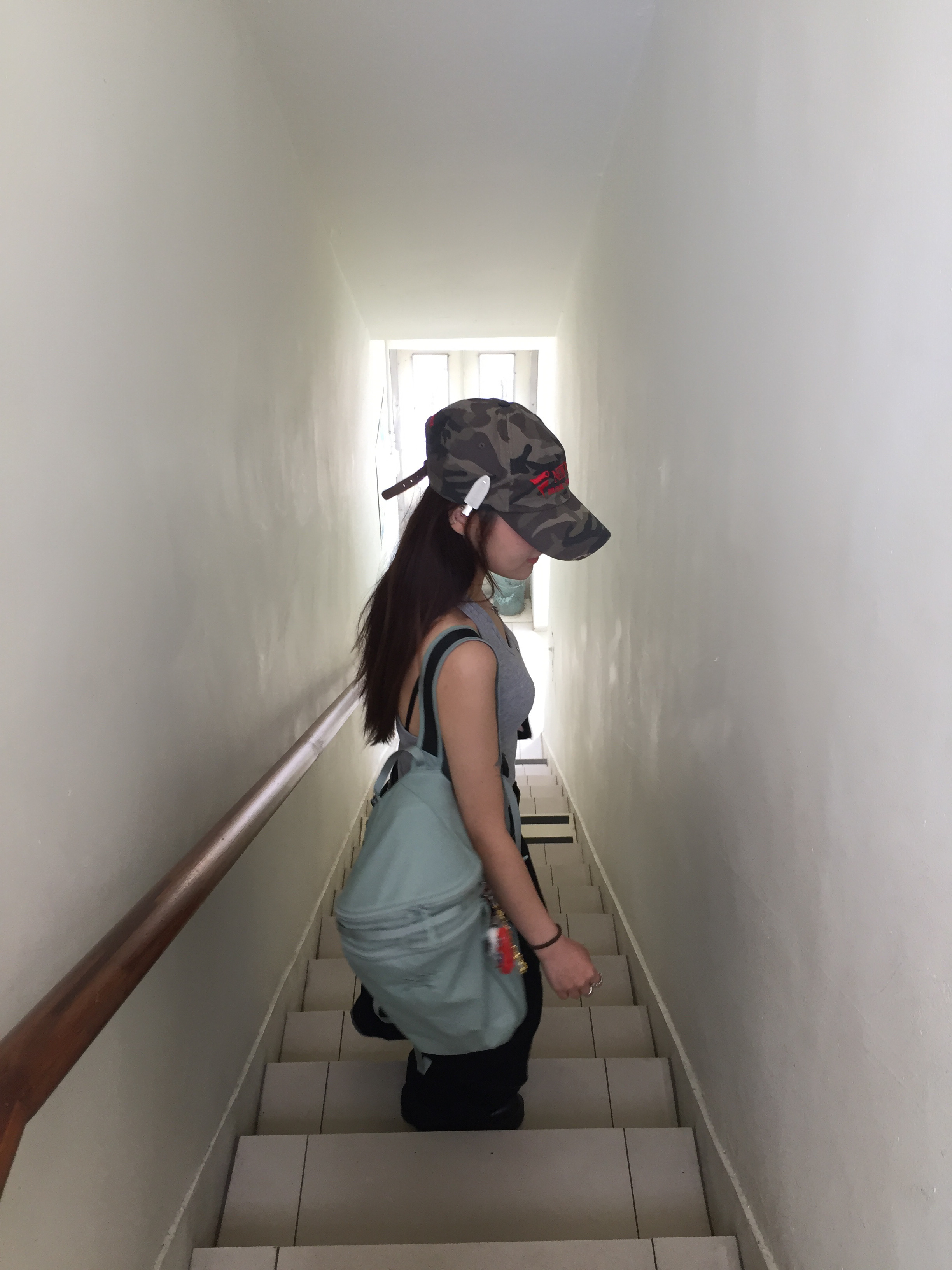 Arc'teryx Heliad 15 Backpack Stone Green, ETCE New Vision Camo Cap Night Jungle 착용 스타일 - 2