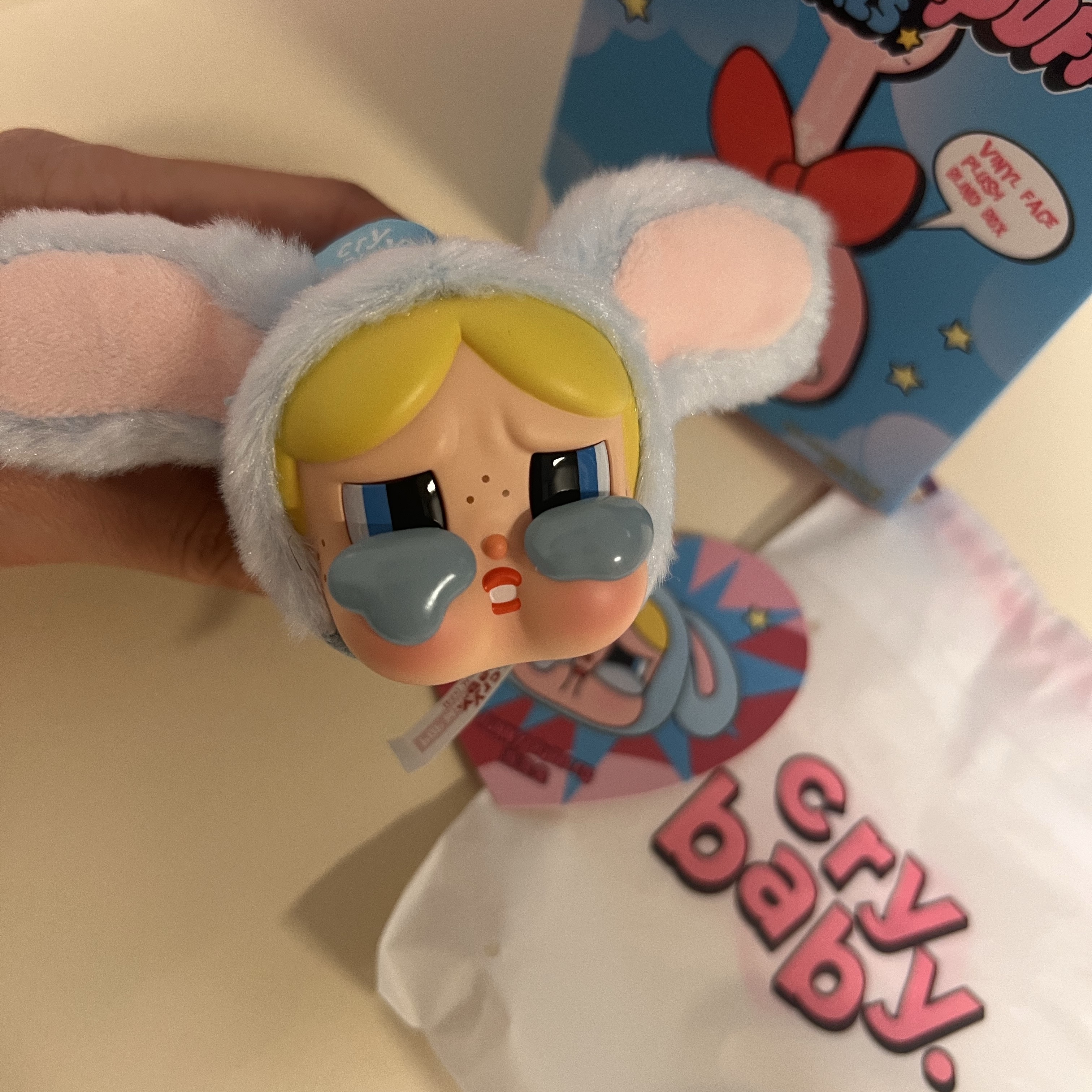 Pop Mart Crybaby x Powerpuff Girls Series Keyring Bunny Bubbles (Opened Case) 착용 스타일