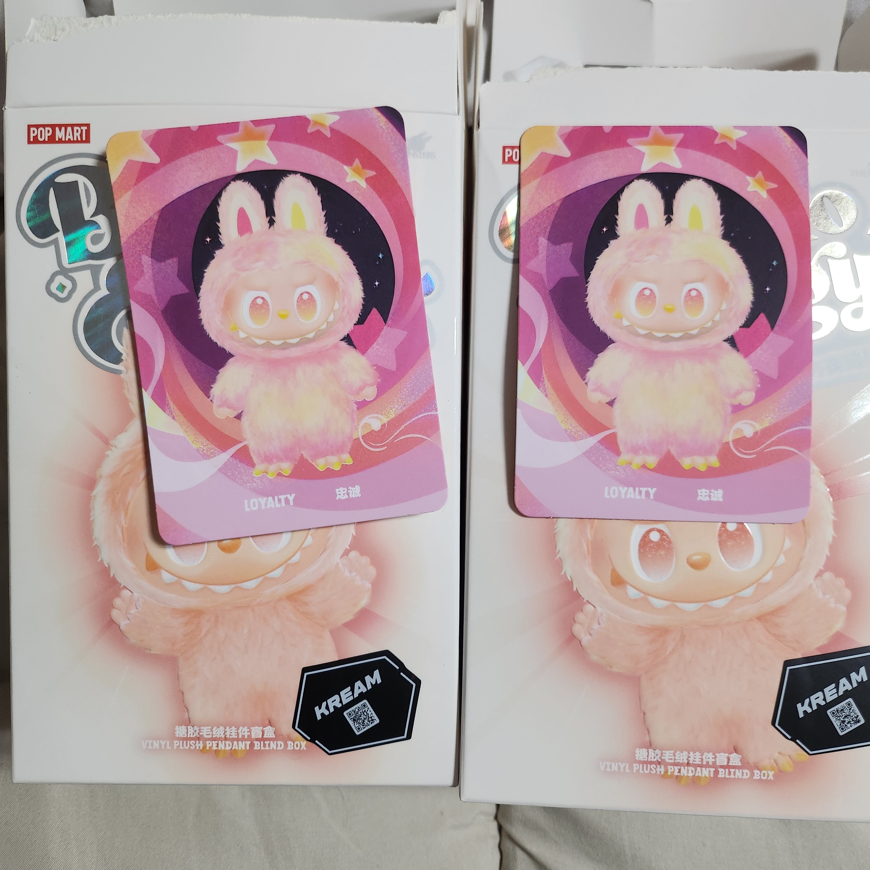 Pop Mart Labubu The Monsters Highlight Series Sealed Case (Bundle of 4/1 Blind Box) 착용 스타일 - 2