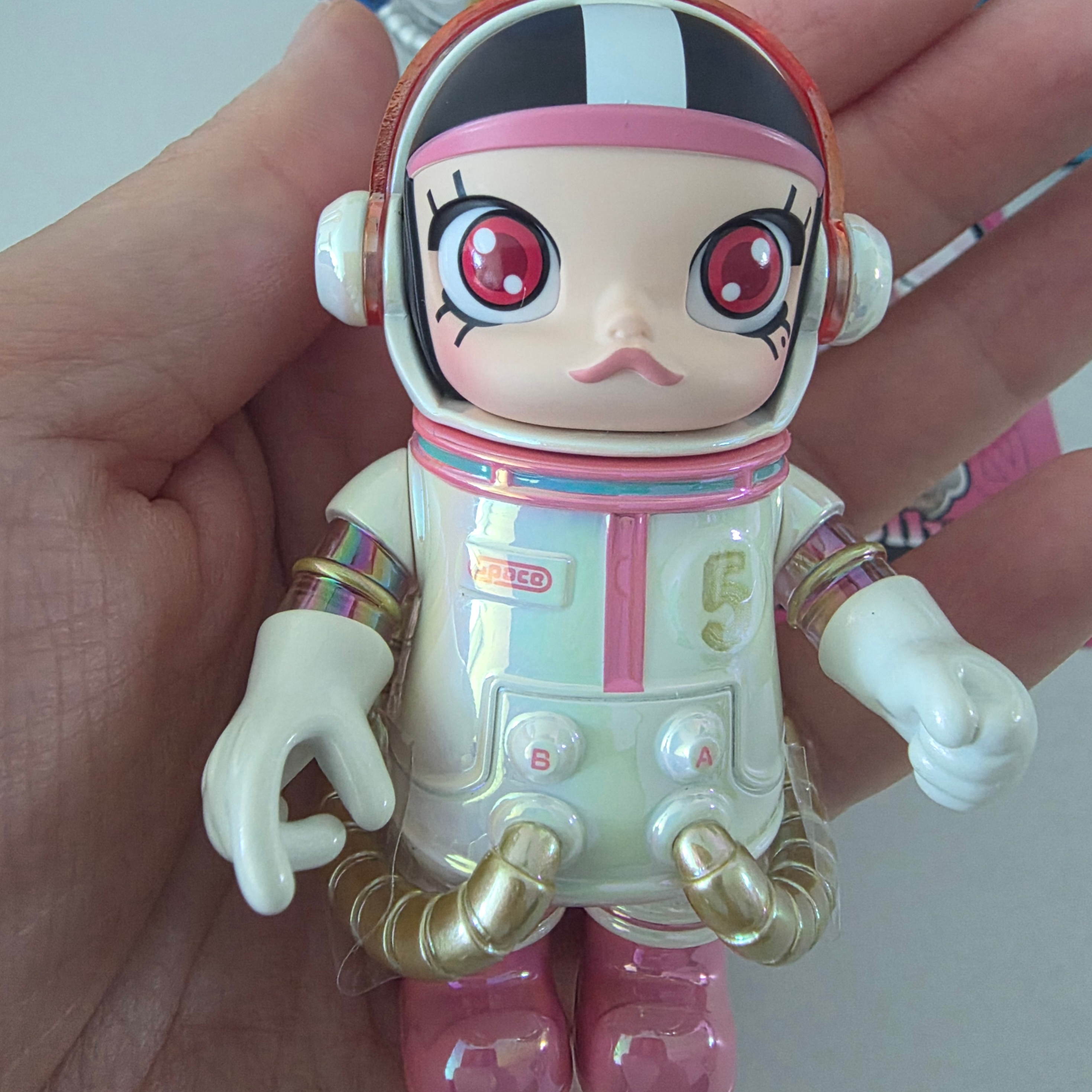 Pop Mart Mega Space Molly 100% Series4 Celebration (Opened Case), Pop Mart Mega Space Molly 100% Series4 Bedtime Bear (Opened Case) 착용 스타일 - 4