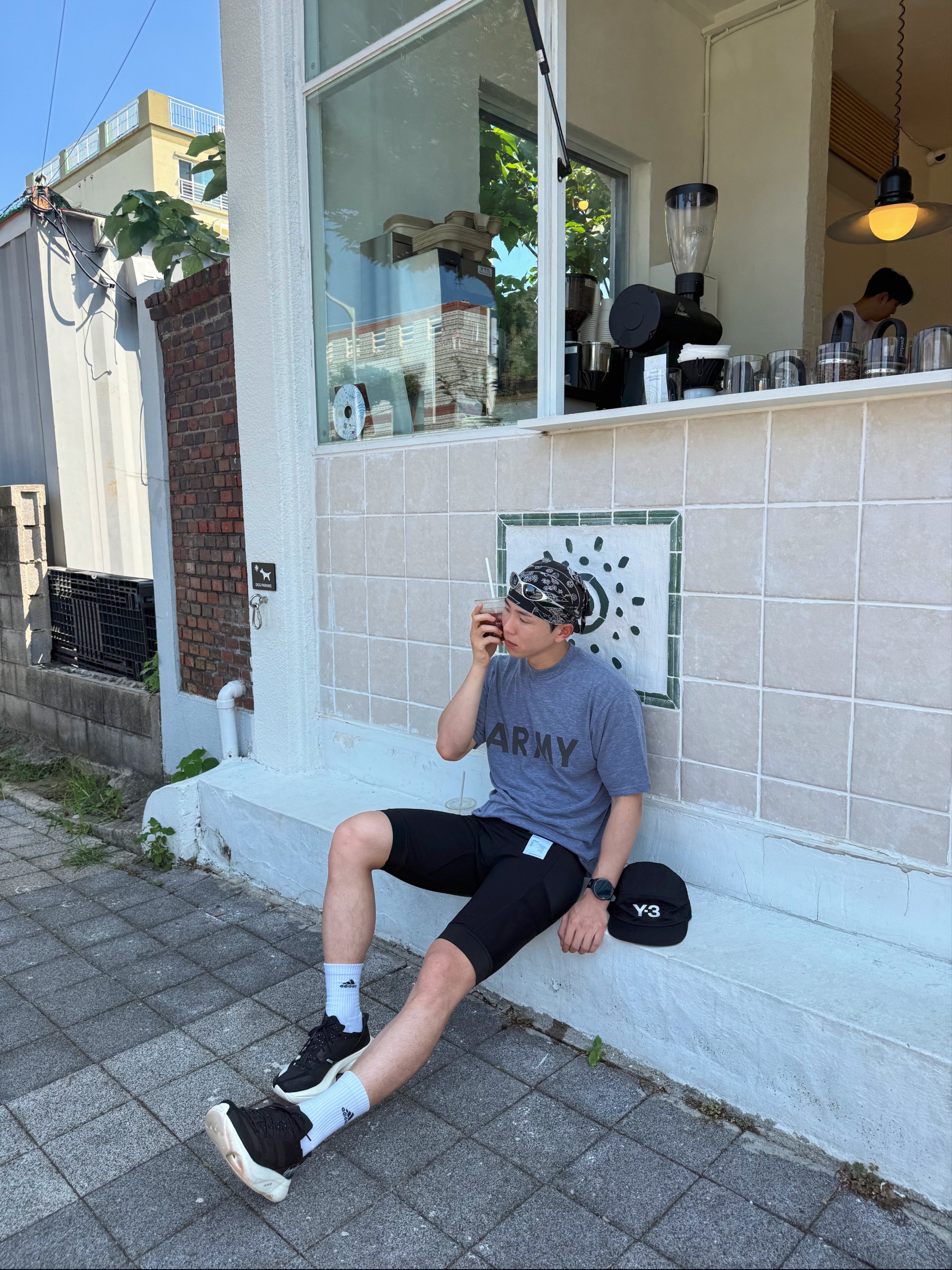 Kapital Fastcolor Selvedge Bandana Yobai Black 착용 스타일