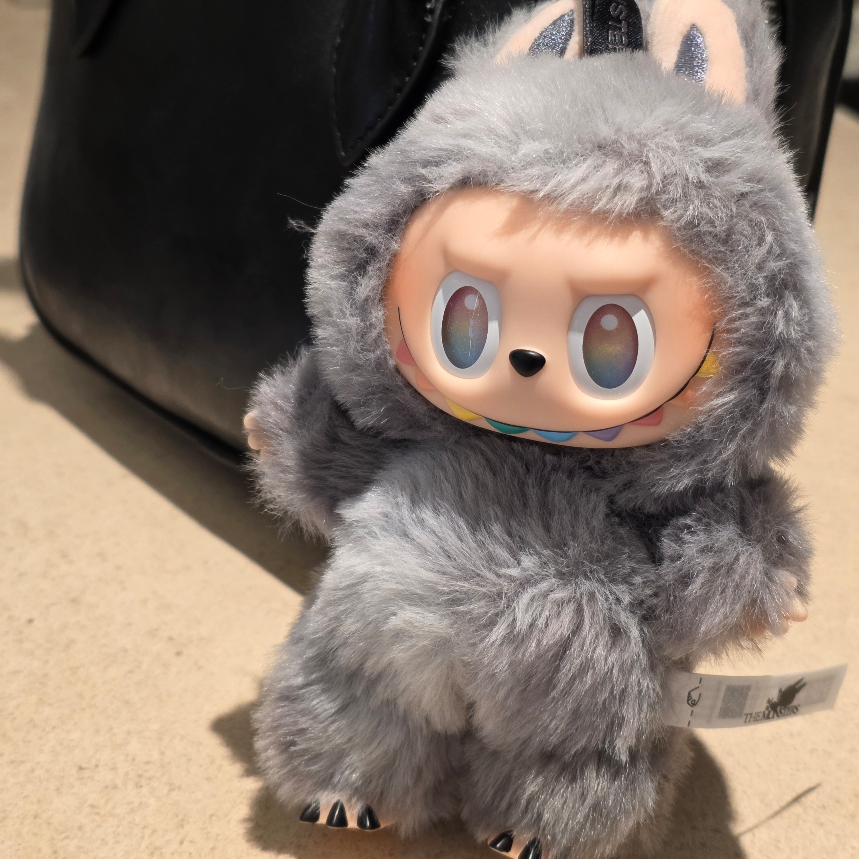 Pop Mart Labubu The Monsters Highlight Series ID Keyring (Opened Case) 착용 스타일
