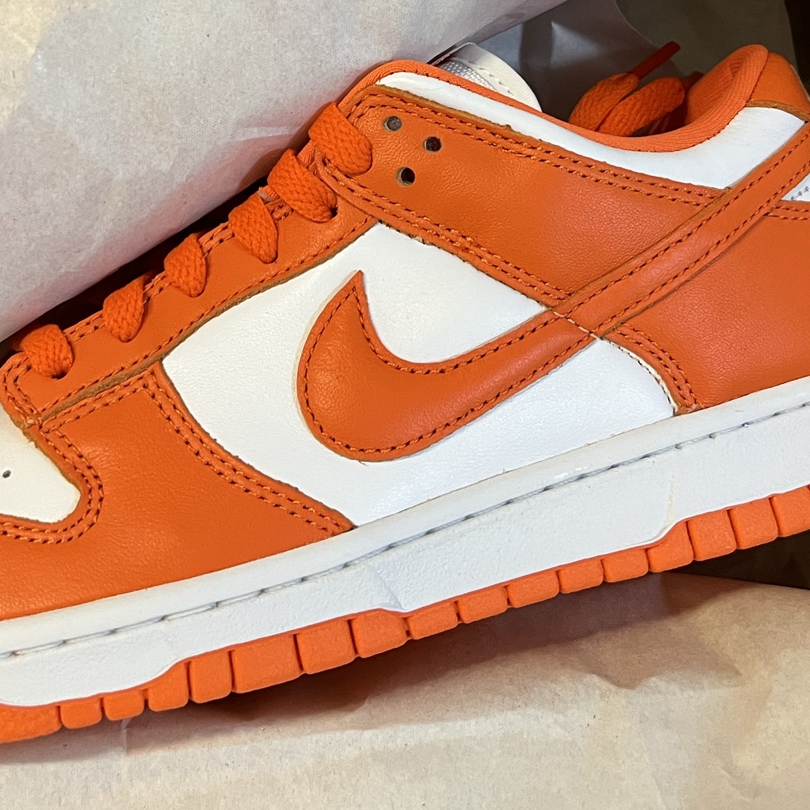 Nike Dunk Low SP Syracuse 2022 착용 스타일