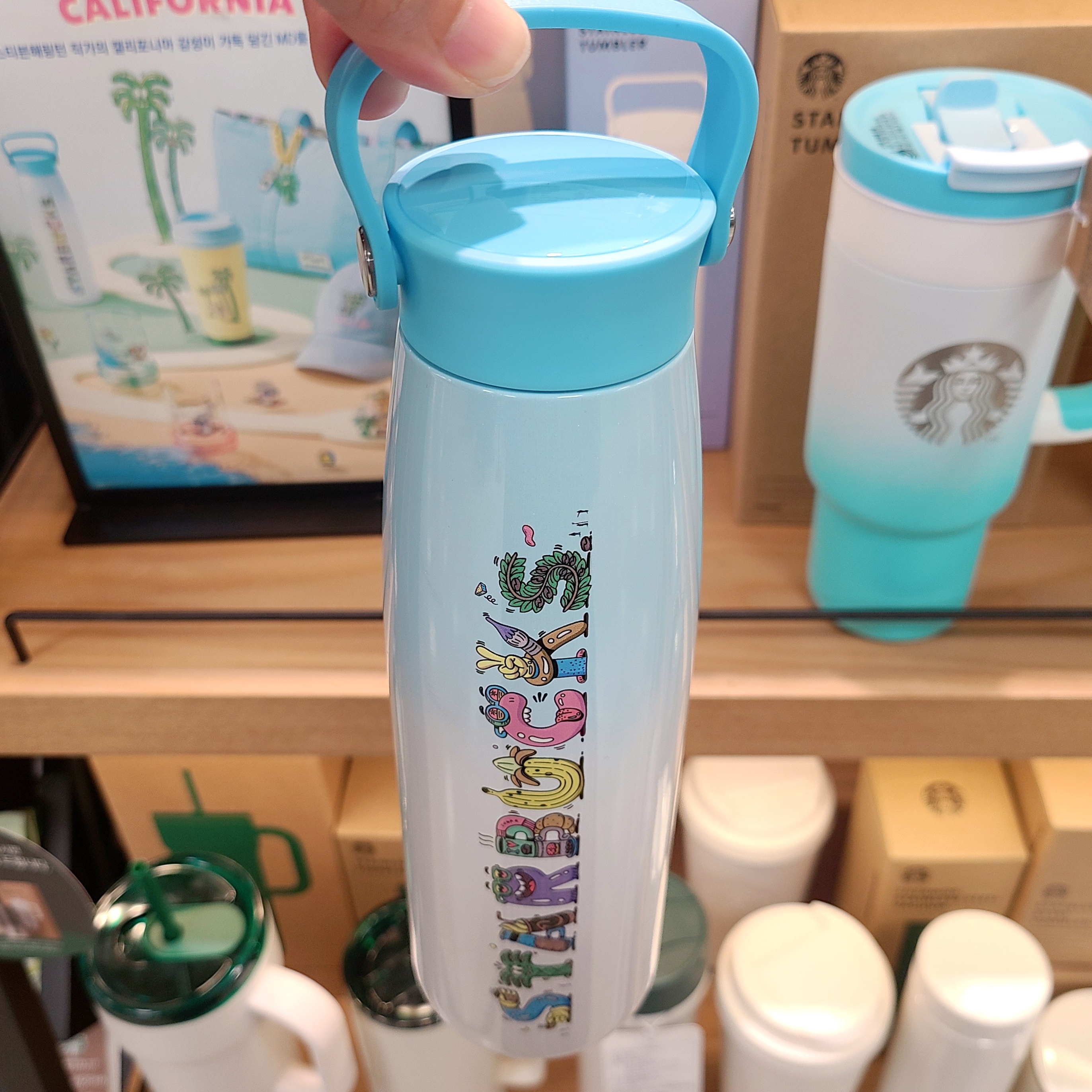 Starbucks Steven Harrington Bearista Keychain, Starbucks SS Steven Harrington Chacha Tumbler 503ml 착용 스타일 - 4