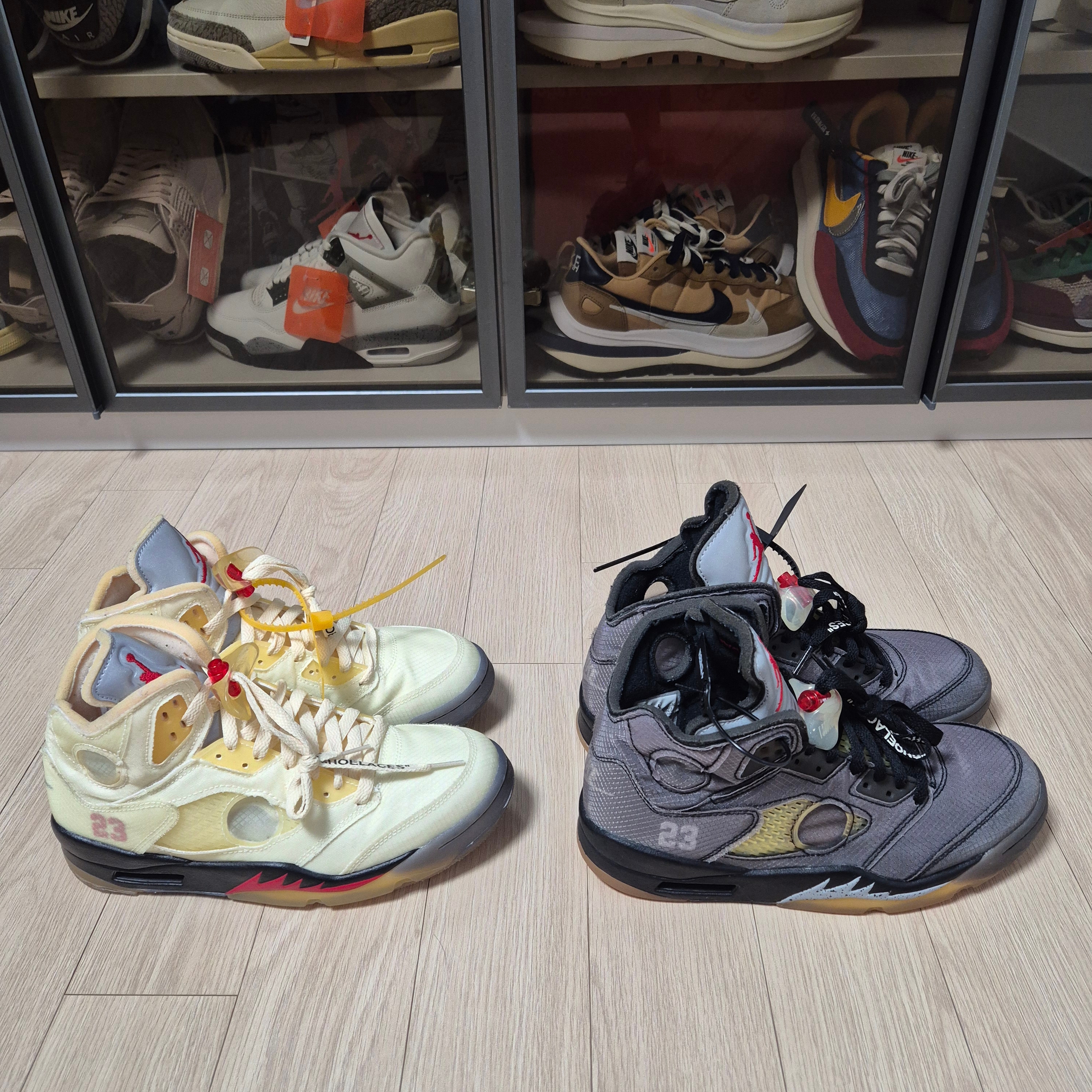 Jordan 5 x Off-White Retro SP Black Muslin, Jordan 5 x Off-White Retro SP Sail Fire Red 착용 스타일 - 3