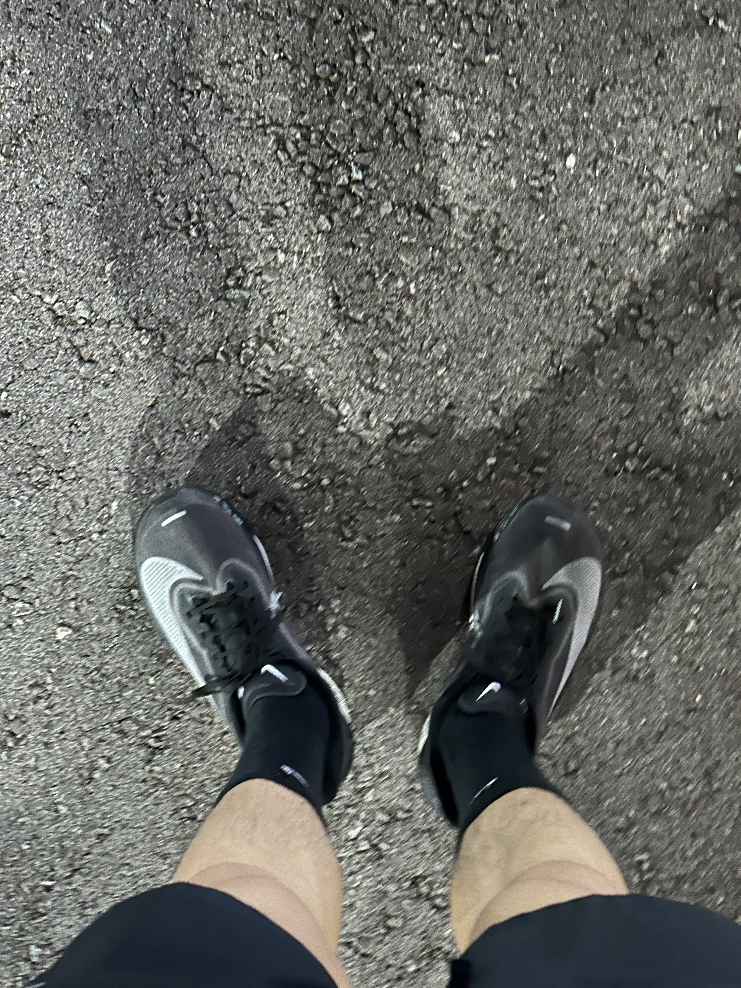 Nike Zoom Fly 6 Black Light Smoke Grey 착용 스타일
