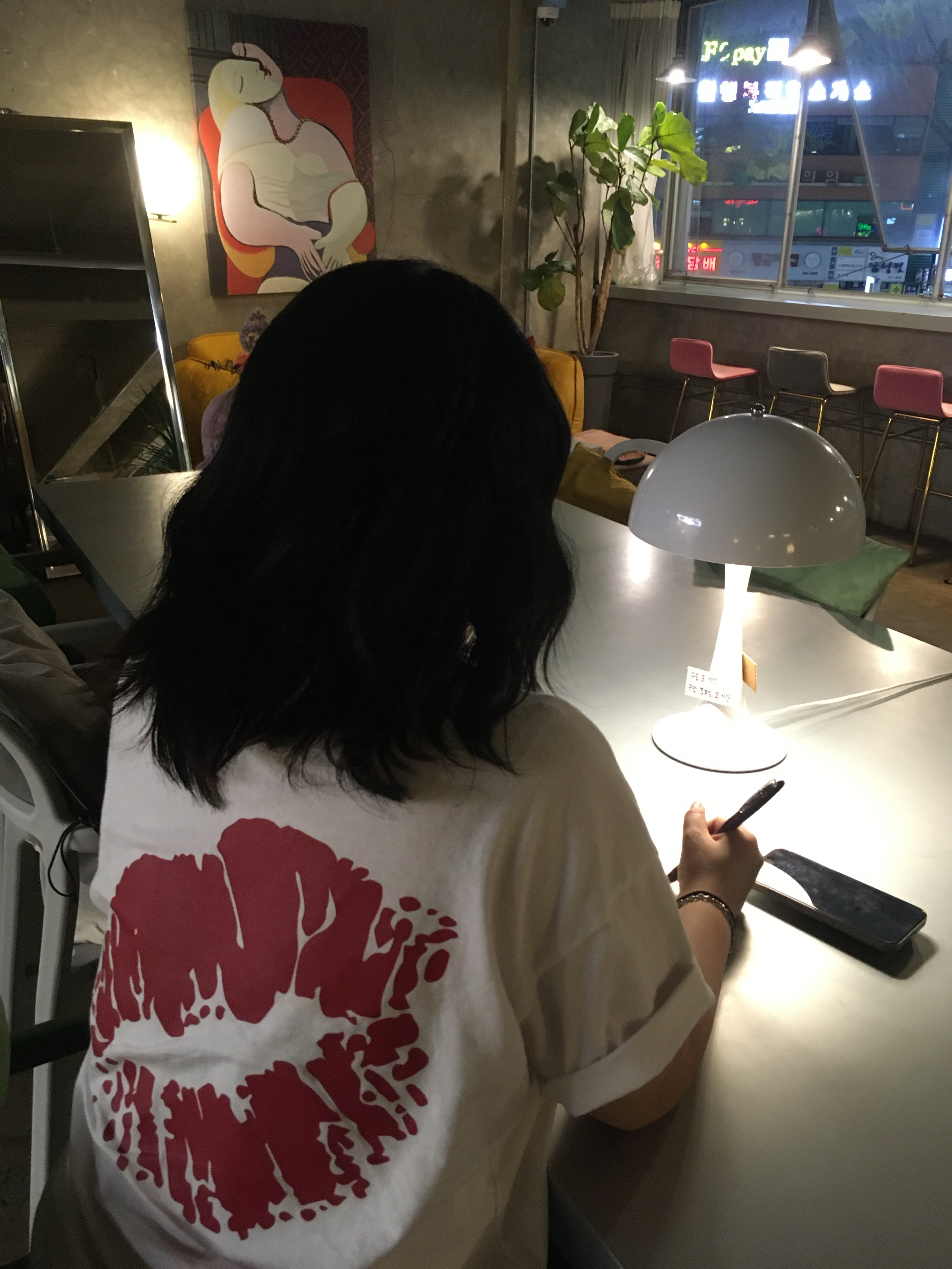 Honey Scoop House Lips T-Shirt White, Puma Speedcat OG Red White 착용 스타일 - 7