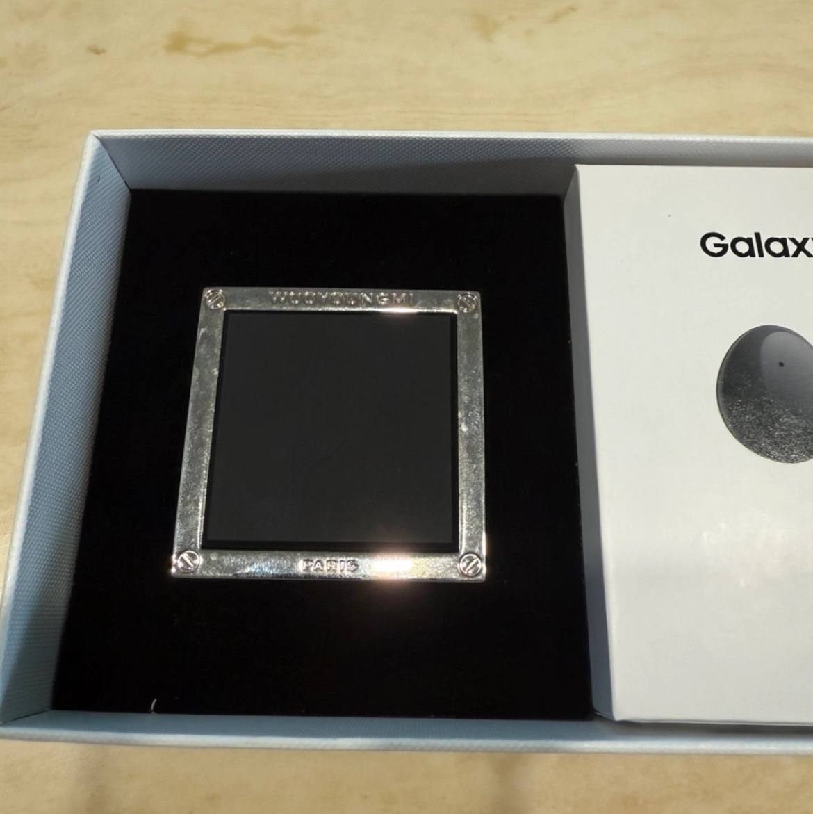 Samsung Galaxy Buds2 Wooyoungmi Edition (Korean Ver.) 착용 스타일