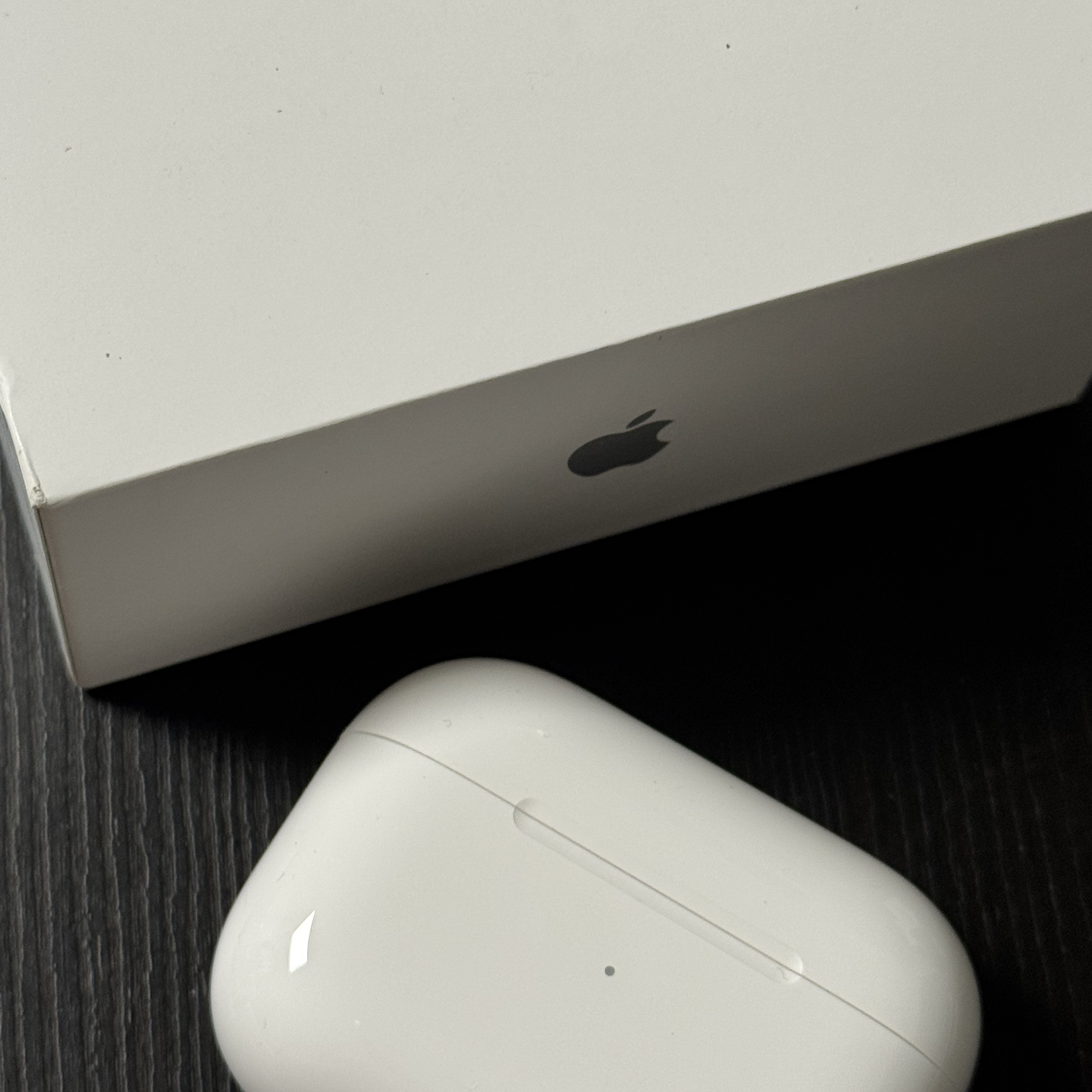 Apple Airpods Pro 2nd Gen with MagSafe Charging Case USB C (Korean Ver.) 착용 스타일