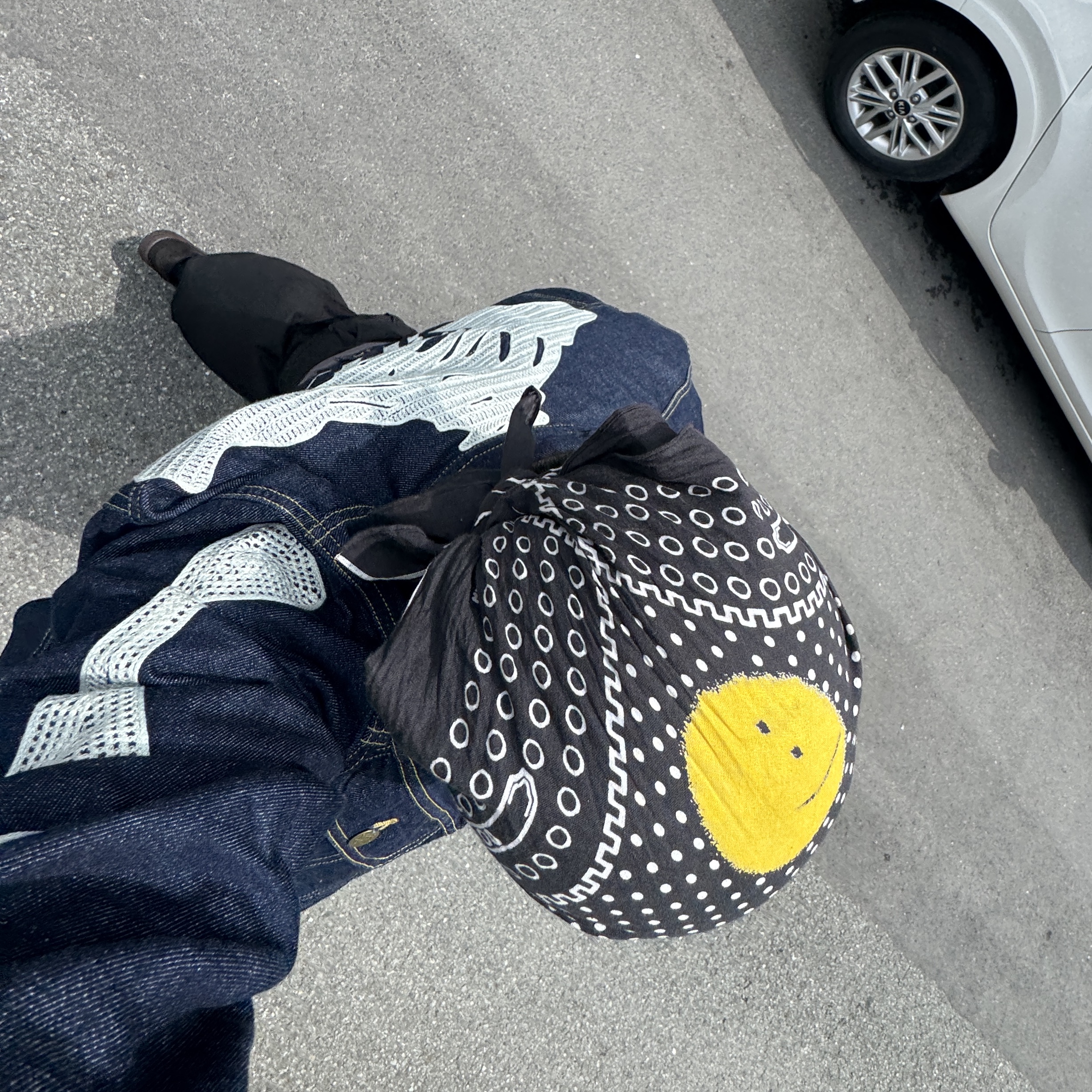 Kapital 11.5 oz. Denim Mexican Tuxedo Westerner Bone Jacket Indigo, Needles H.D. BDU Pants Black 착용 스타일 - 1