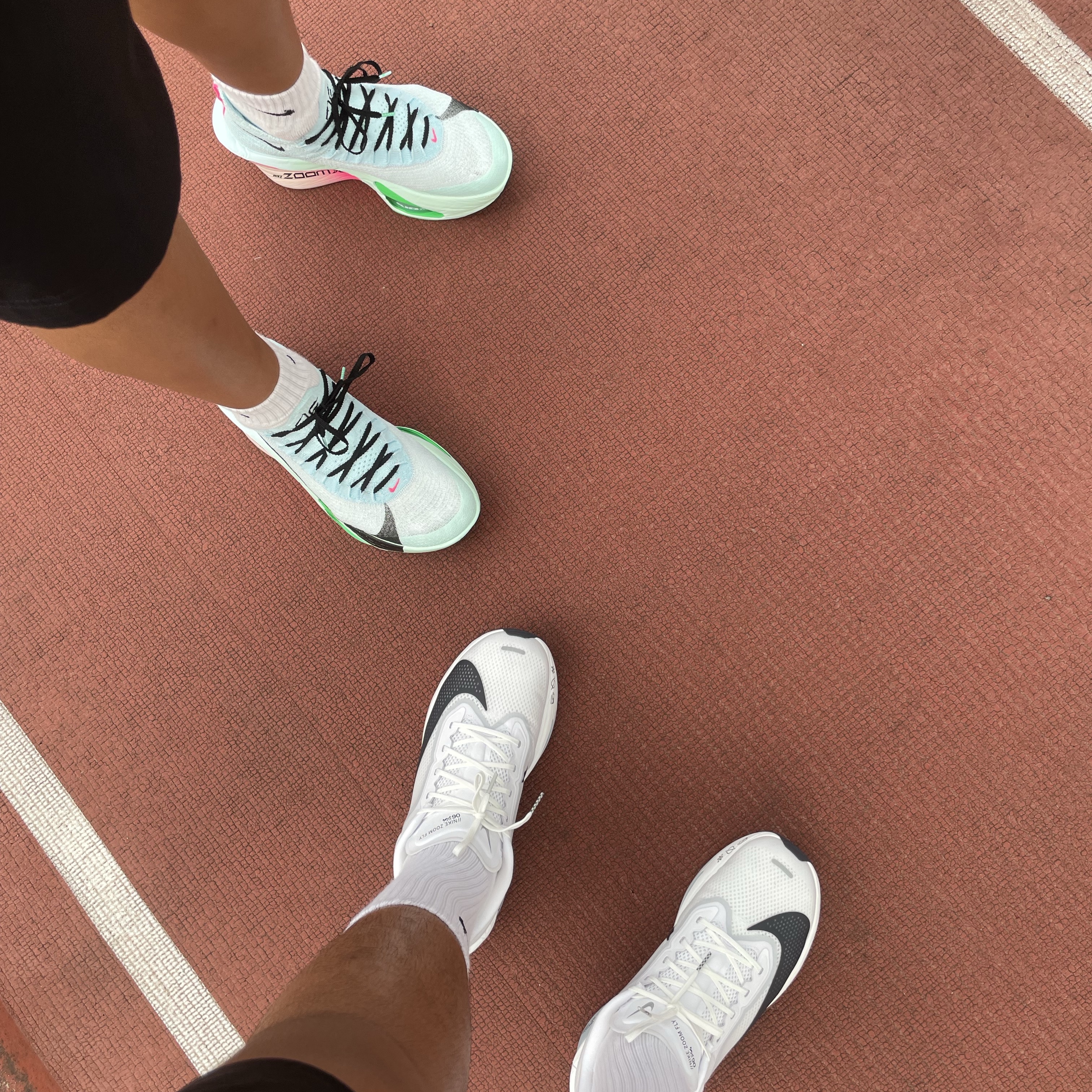 Nike Zoom Fly 6 White Pure Platinum 착용 스타일