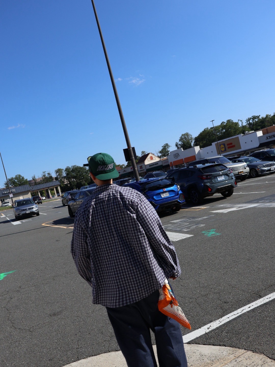 Palace Tackle Twill Font Pal Hat Green - 25SS, Saint Mxxxxxx Saint Yourself S/S T-Shirt White - 25SS 착용 스타일 - 2