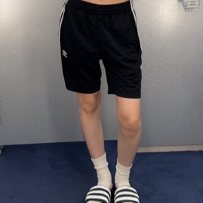 Adidas Adicolor Firebird Shorts Black White - KR Sizing 착용 스타일