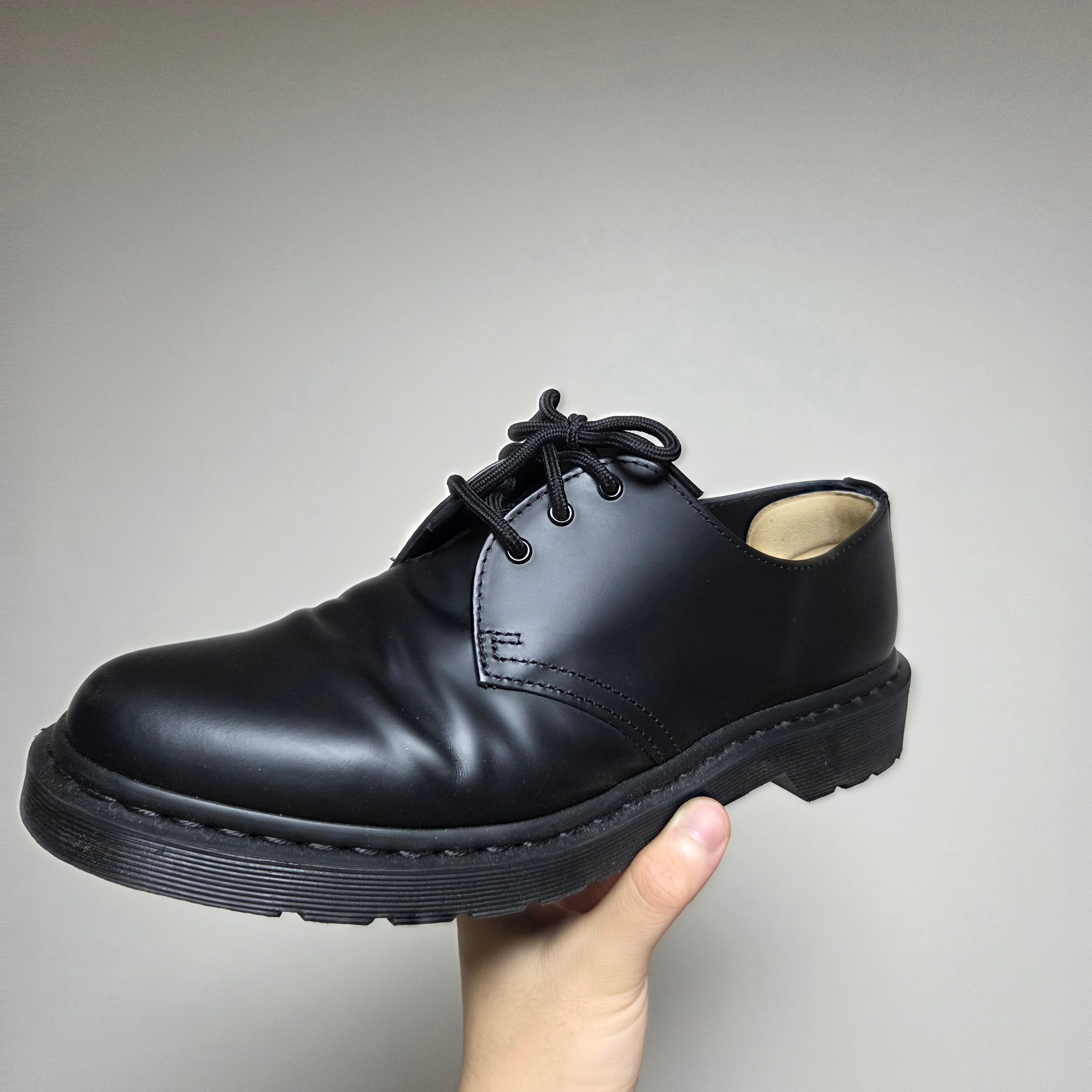 Dr. Martens 1461 Mono Black 착용 스타일