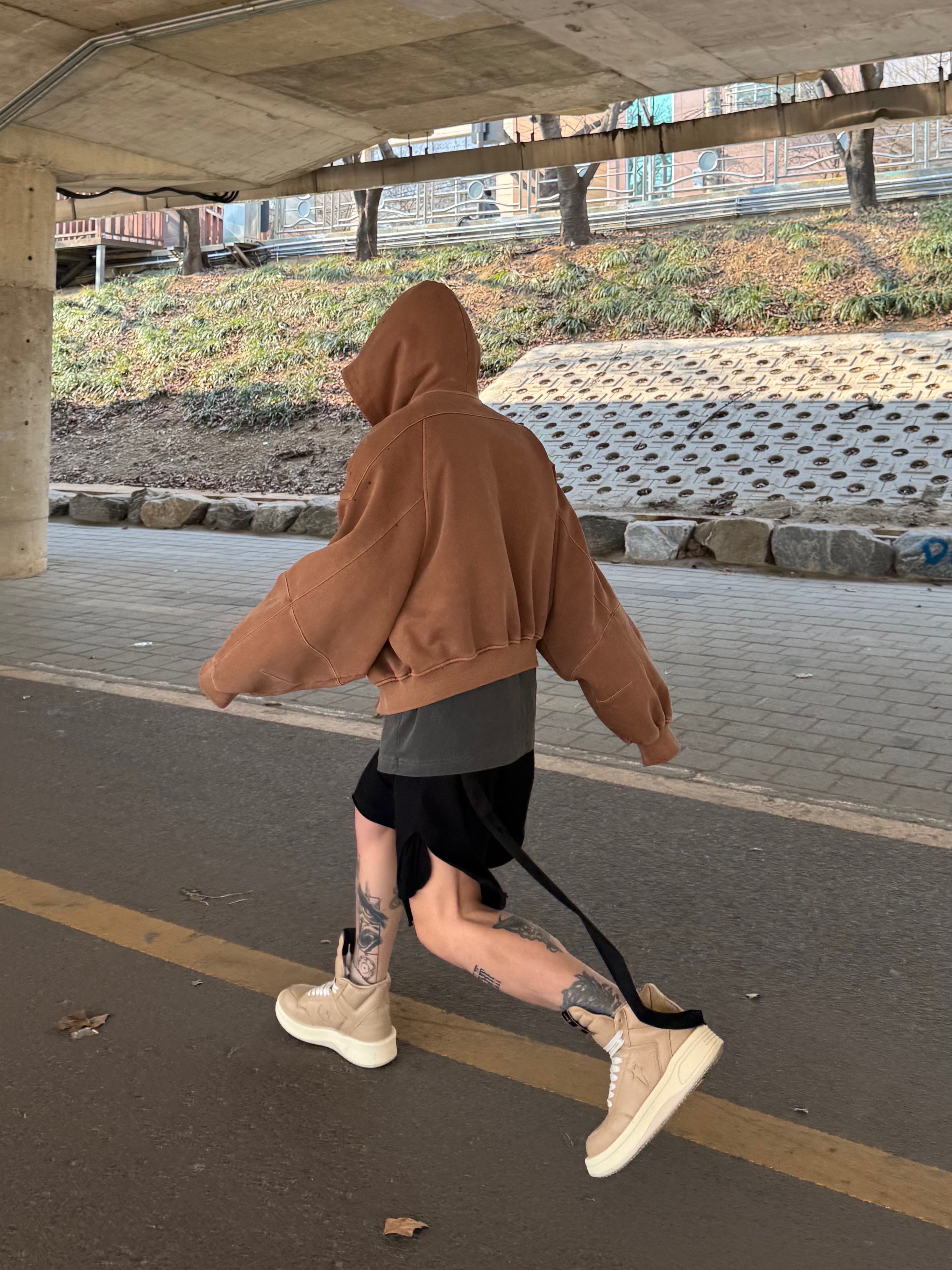 Converse x Drkshdw Turbowpn Cave 착용 스타일