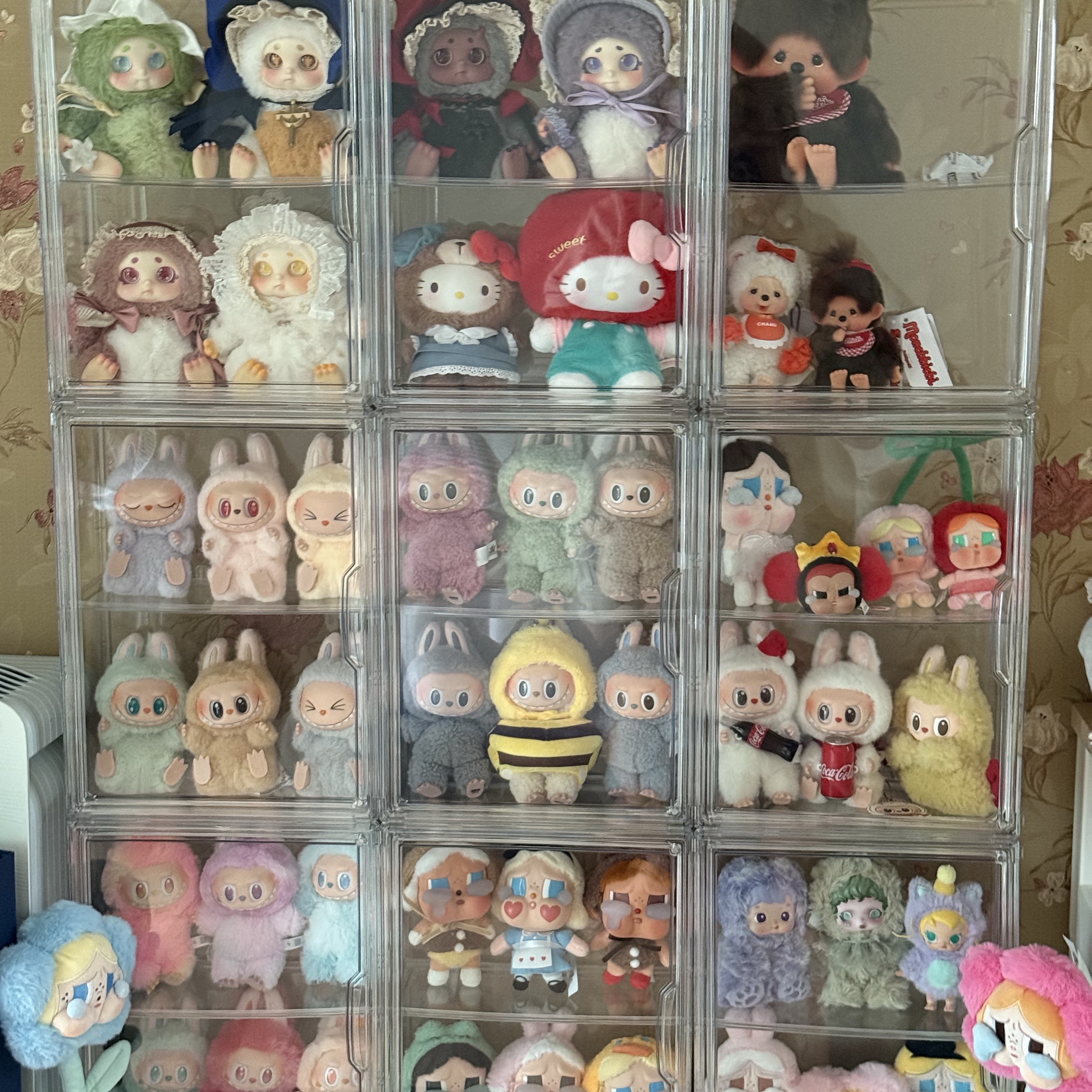 Pop Mart Crybaby Shiny Shiny Series Plush Pedant Blister Pack 착용 스타일
