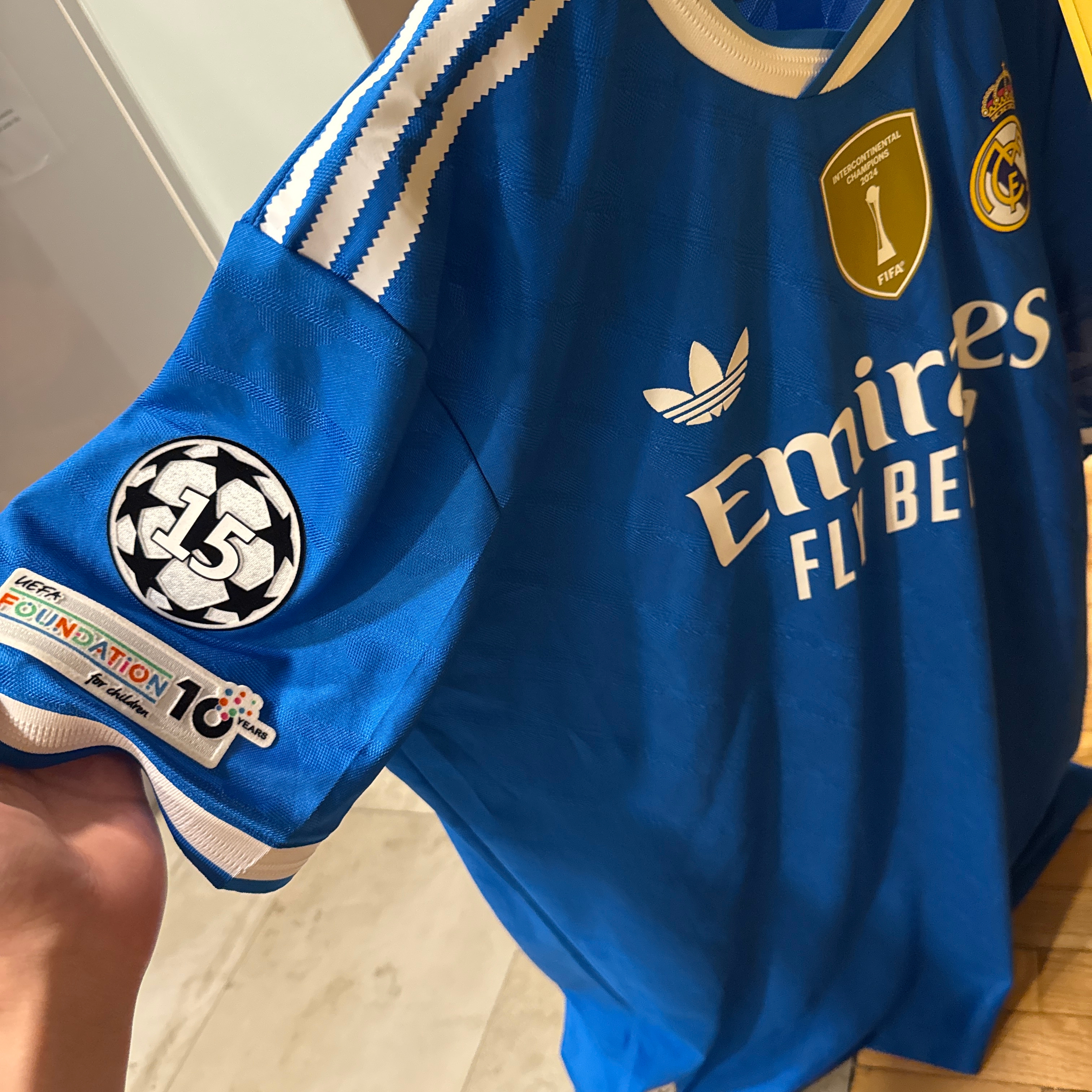Adidas Real Madrid 2025/26 3rd Jersey Blue Bird - KR Sizing (Non Marking Ver.) 착용 스타일 - 1