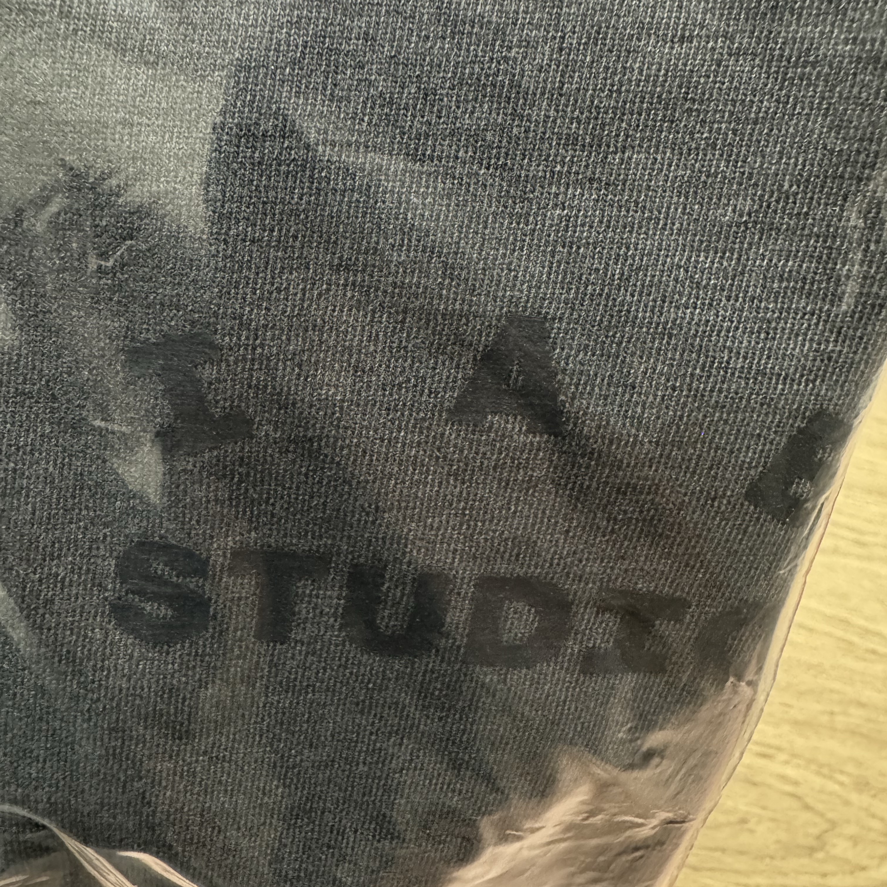 IAB Studio Pigment T-Shirt Black 착용 스타일