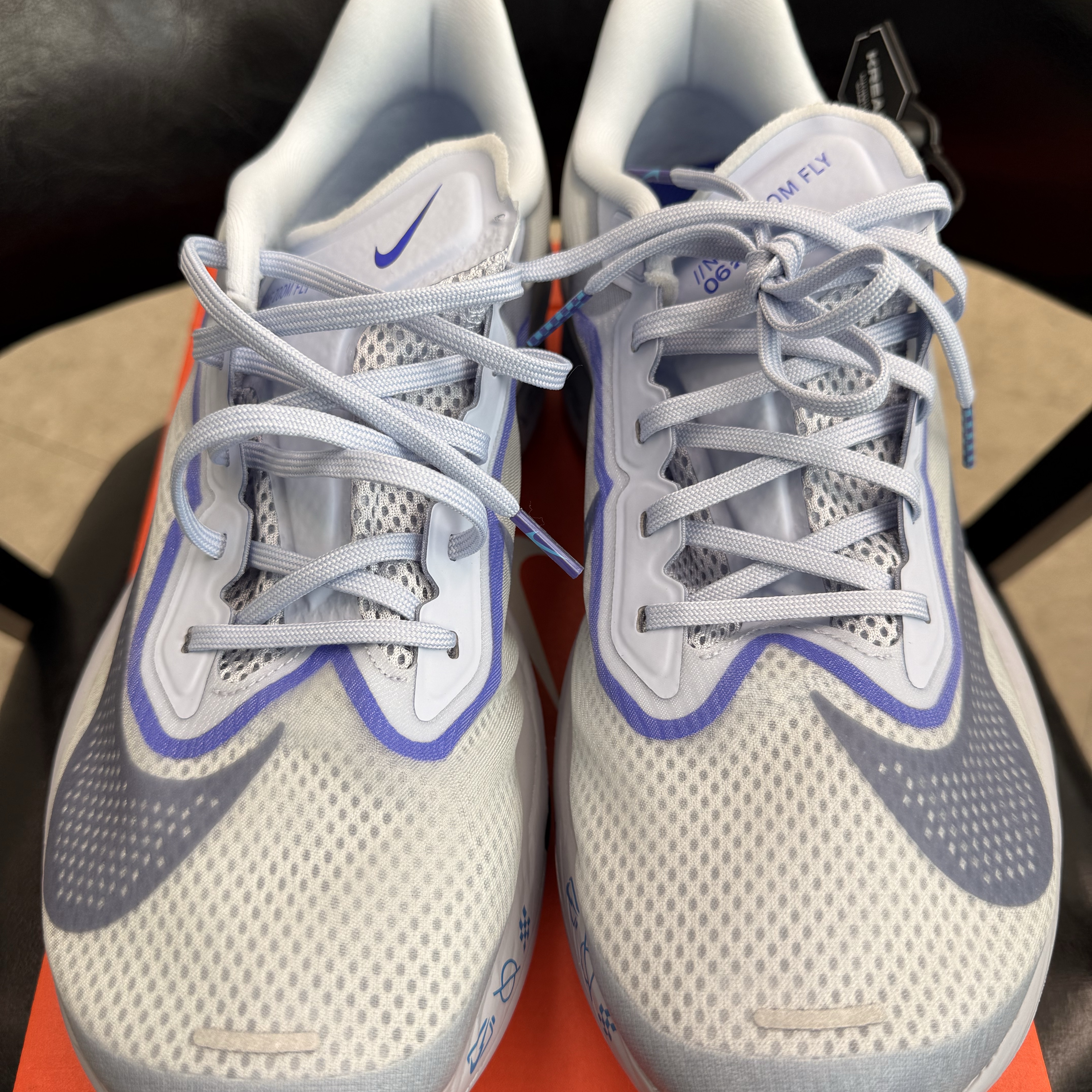 Nike Zoom Fly 6 Ghost Football Grey 착용 스타일 - 4