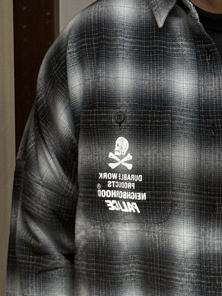 Palace x Neighborhood Shirt Grey Ombre Plaid - 25FW 착용 스타일 - 3