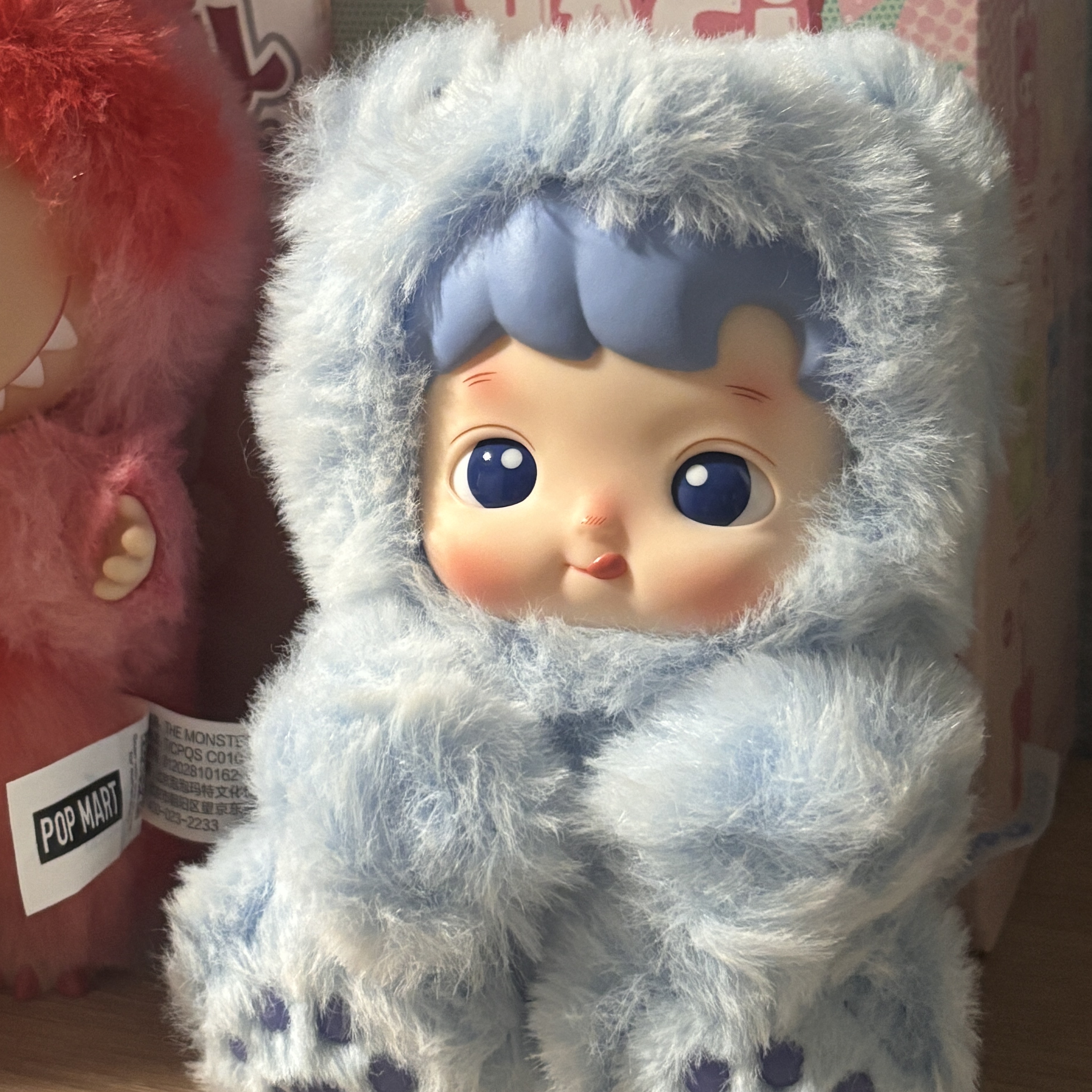Pop Mart Hacipupu Gummy Bear Series Vinyl Plush Pendant Blueberry Flavor (Opened Case) 착용 스타일