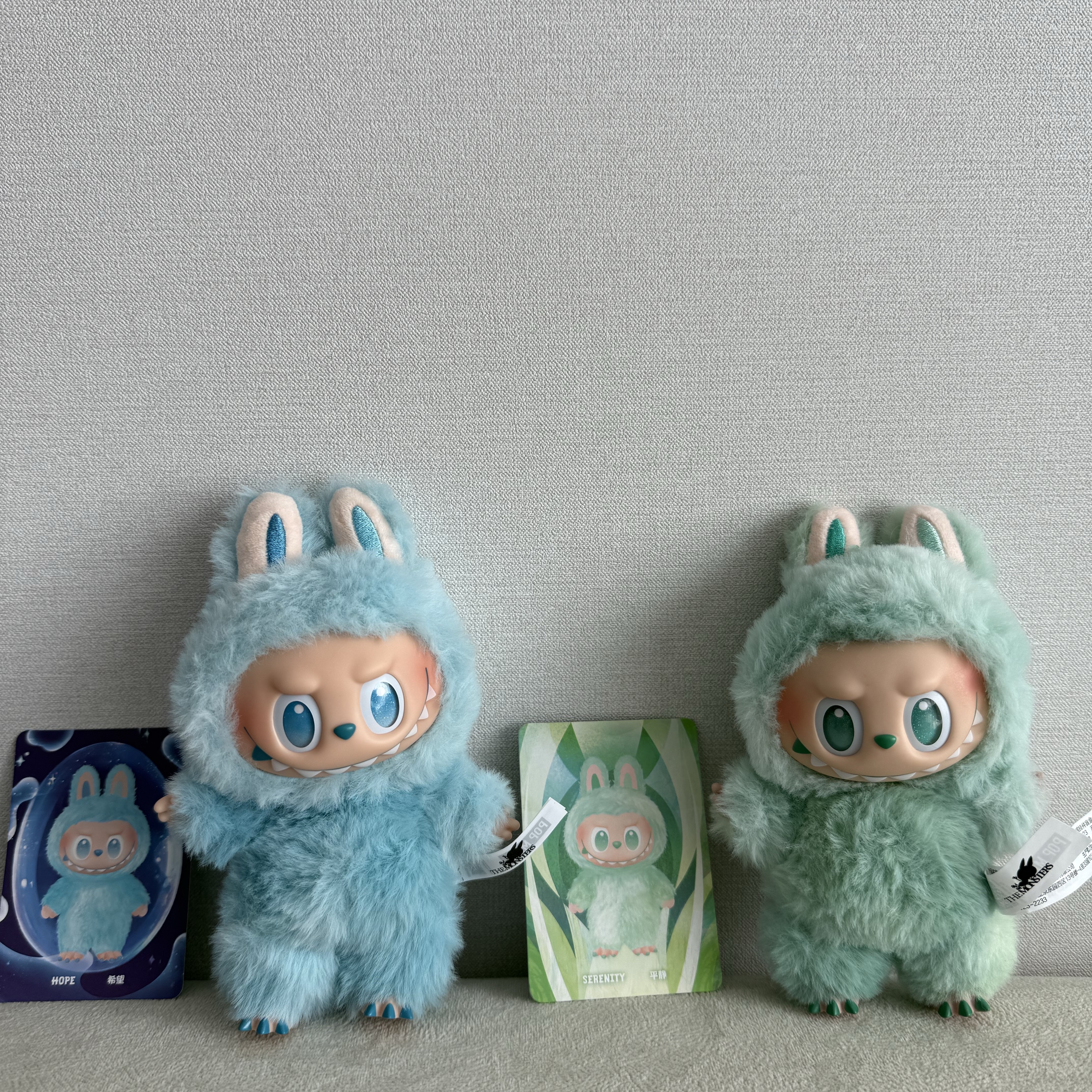 Pop Mart Labubu The Monsters Highlight Series Sealed Case (1 Blind Box) 착용 스타일