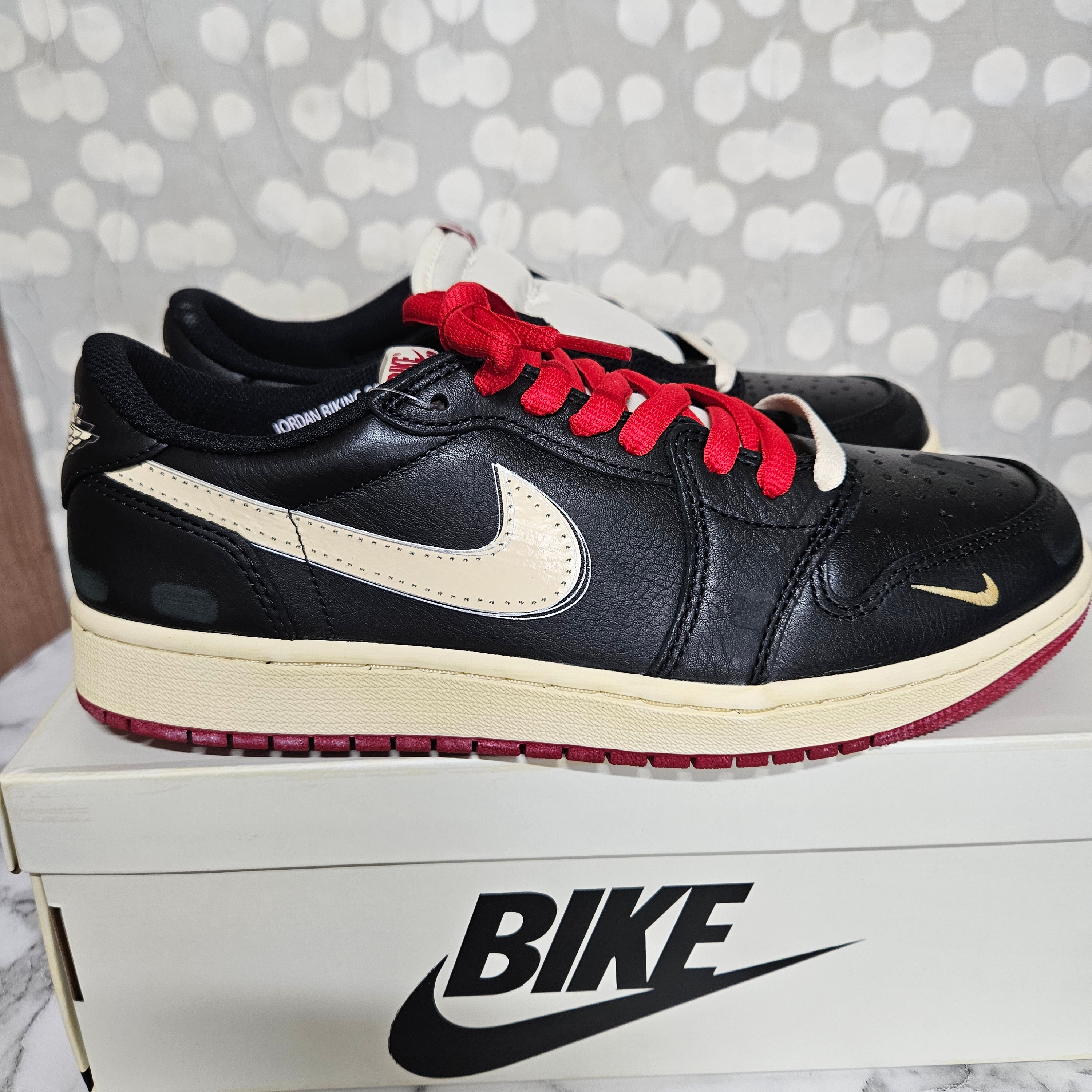 Jordan 1 x Nigel Sylvester Retro Low OG Better With Time 착용 스타일 - 3