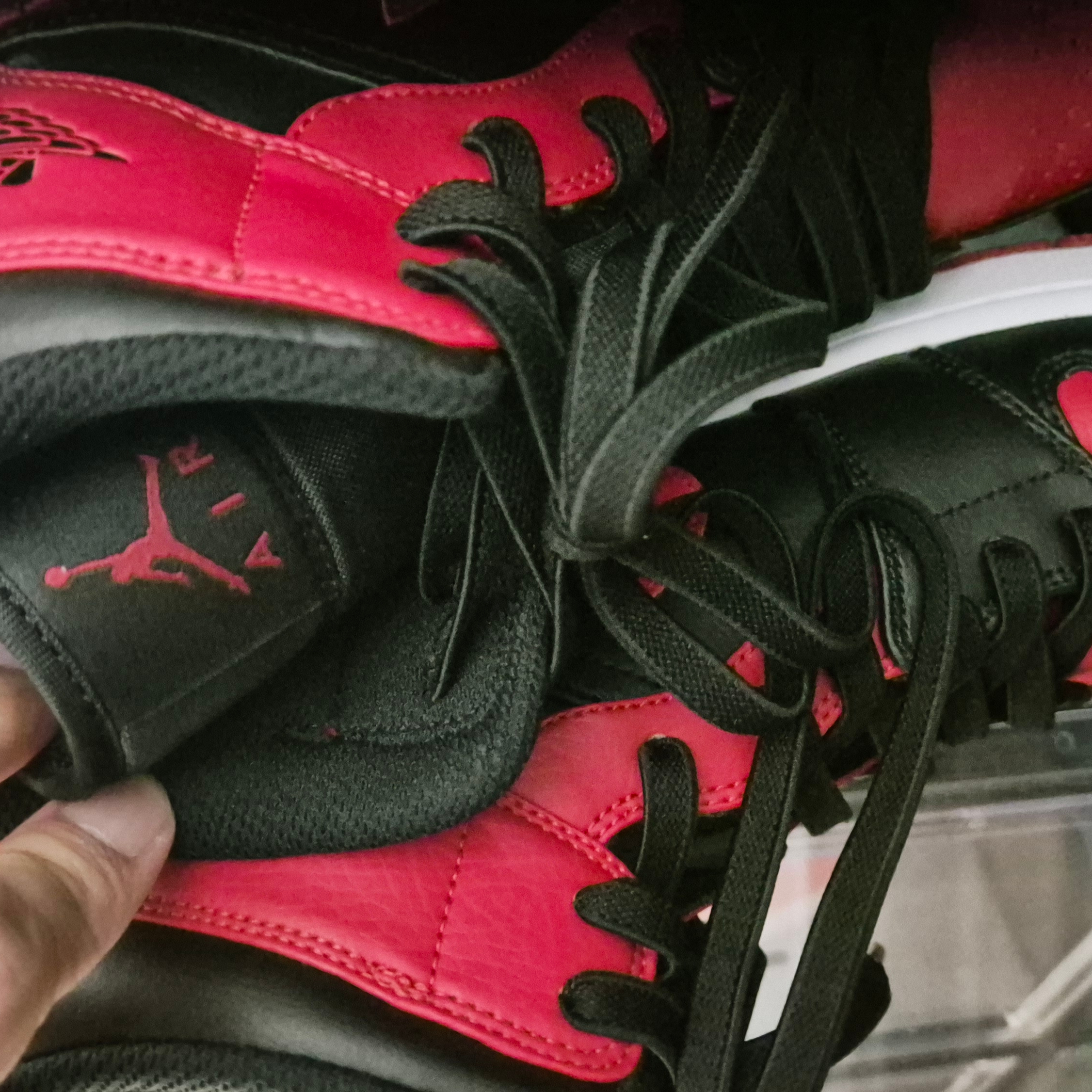 Jordan 1 Mid Bred Banned 2020 착용 스타일