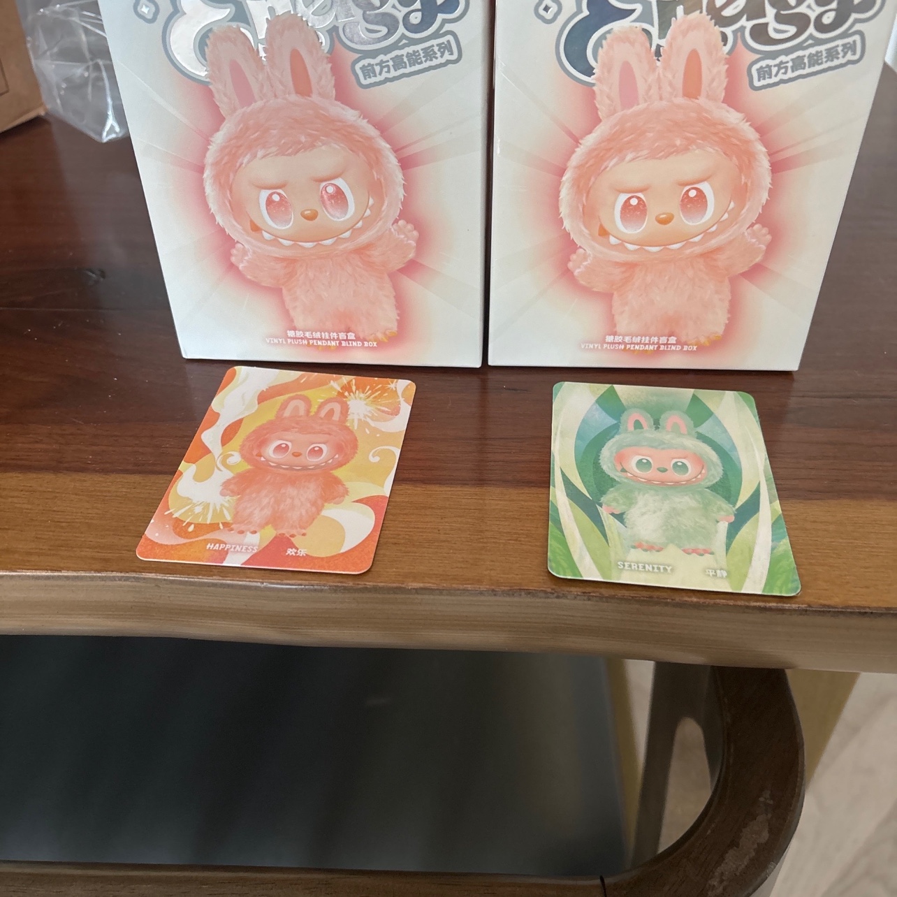 Pop Mart Labubu The Monsters Highlight Series Sealed Case (Bundle of 2/1 Blind Box) 착용 스타일 - 2