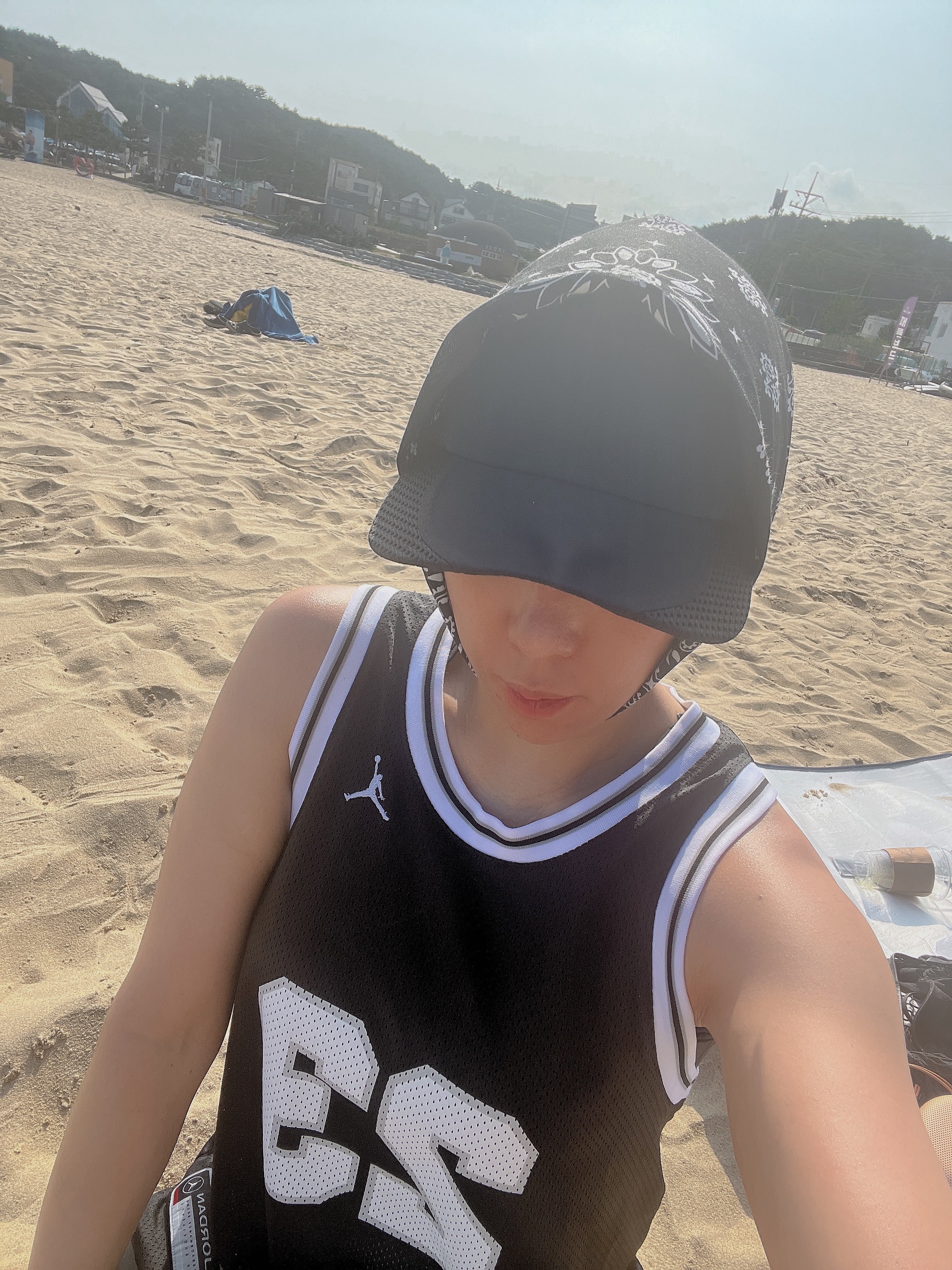 Supreme Cordura Mesh 6-Panel Black - 25SS, Supreme Hav-A-Hank Bandanas Multicolor (Set of 3) - 24SS 착용 스타일 - 1