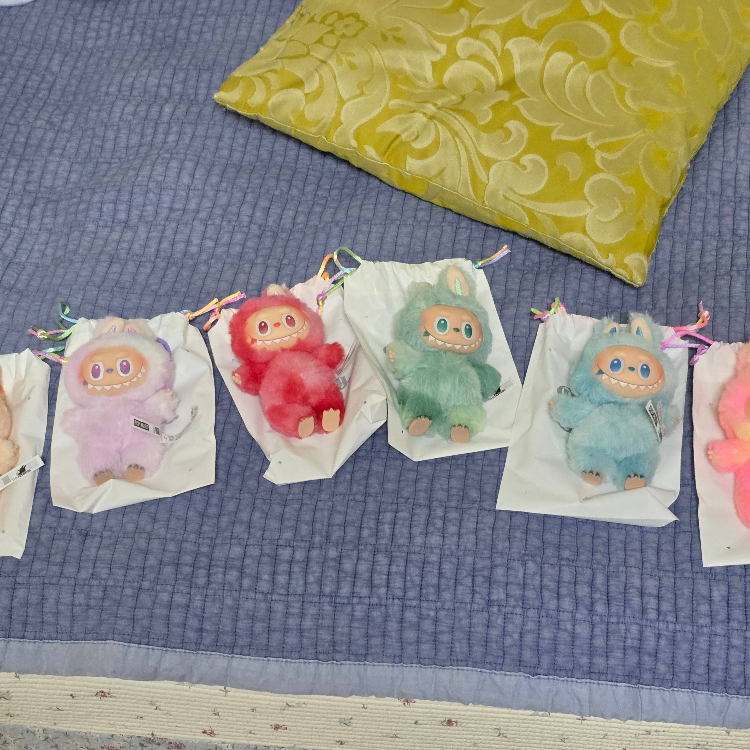 Pop Mart Labubu The Monsters Highlight Series Sealed Case (6 Blind Boxes) 착용 스타일 - 9