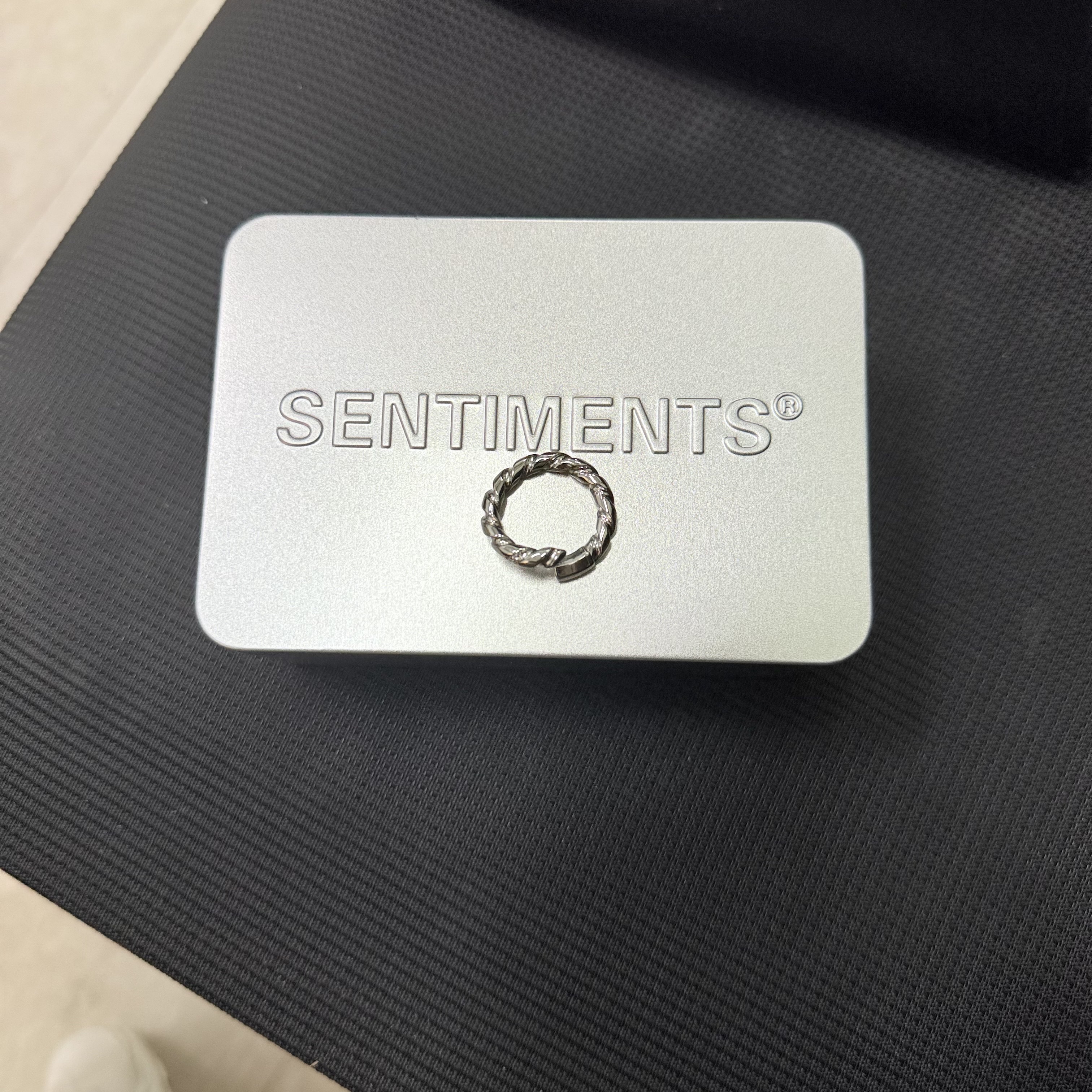 Sentiments No.278 Ring Silver 착용 스타일 - 2