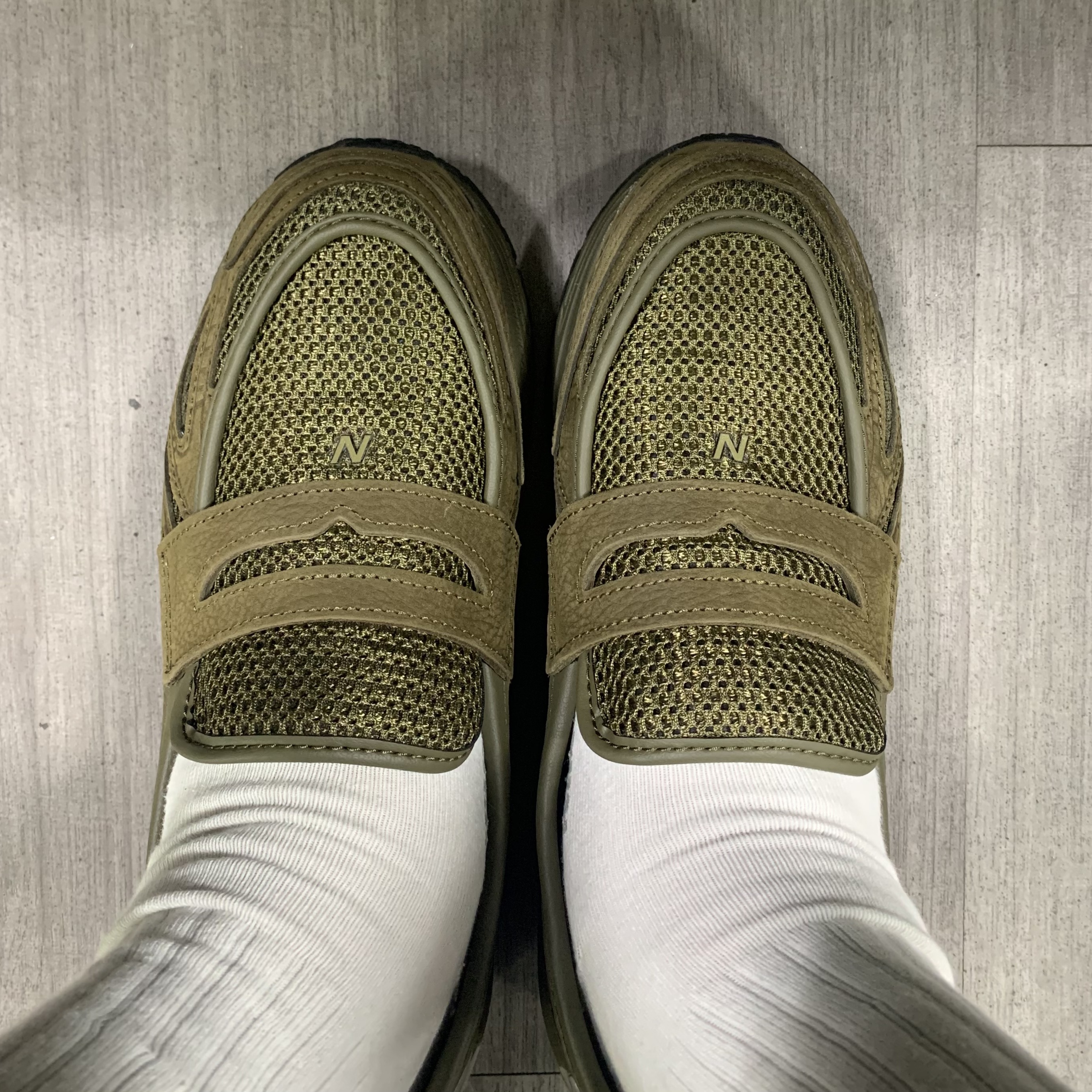 New Balance 1906L Olive Khaki 착용 스타일